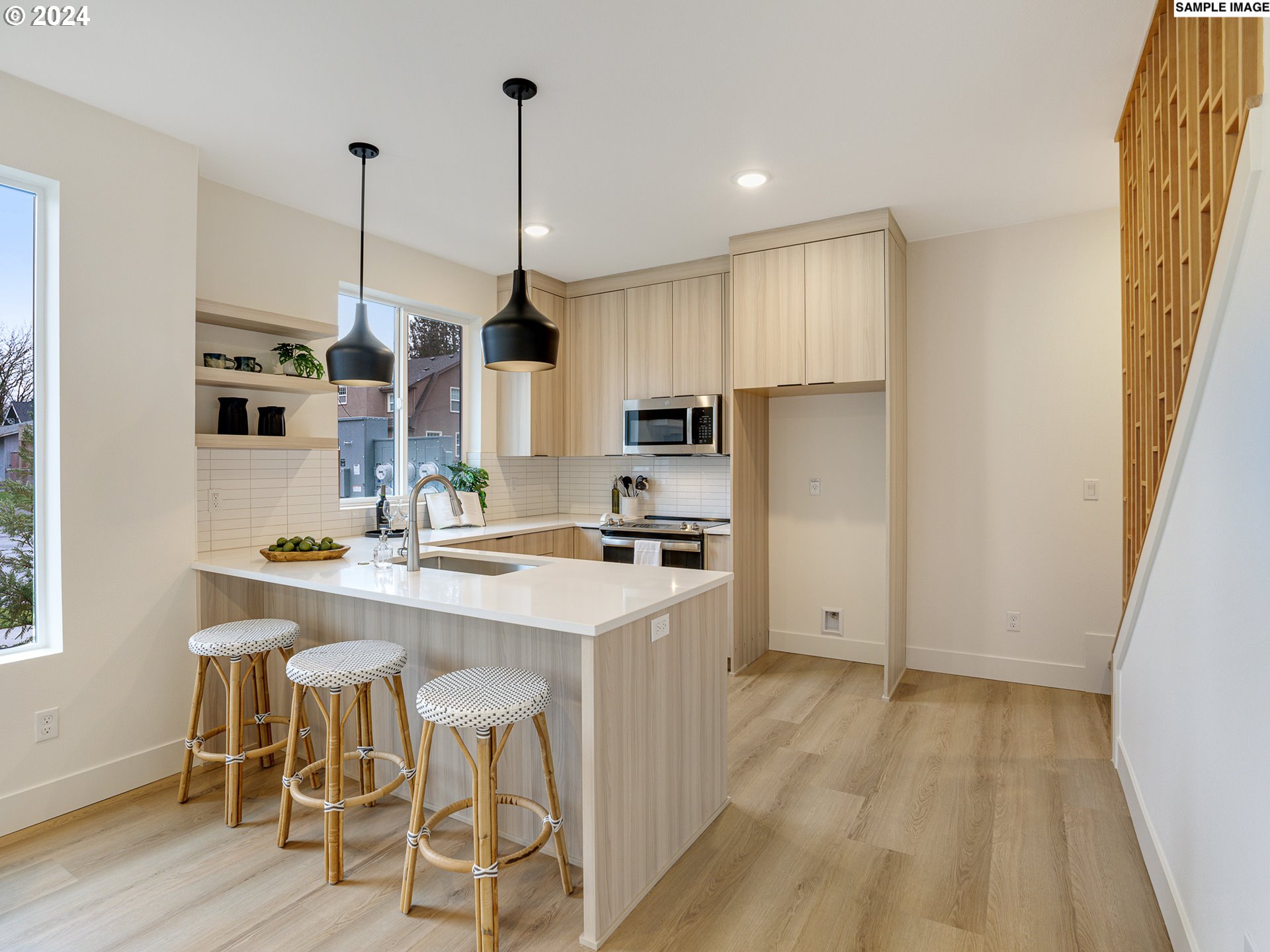 5263 N Oberlin ST 4