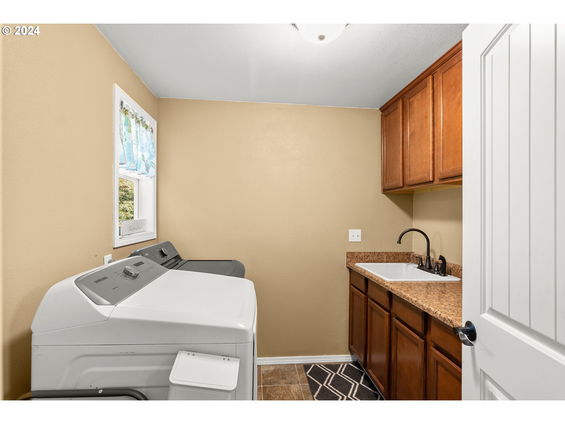 1363 SE JACQUELIN DR