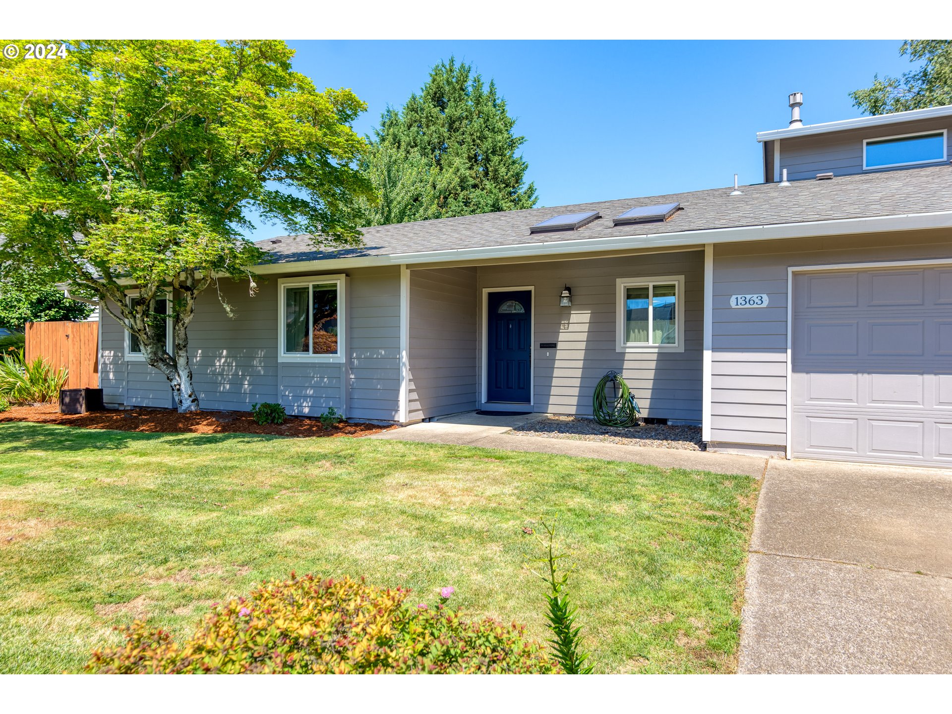 1363 SE JACQUELIN DR