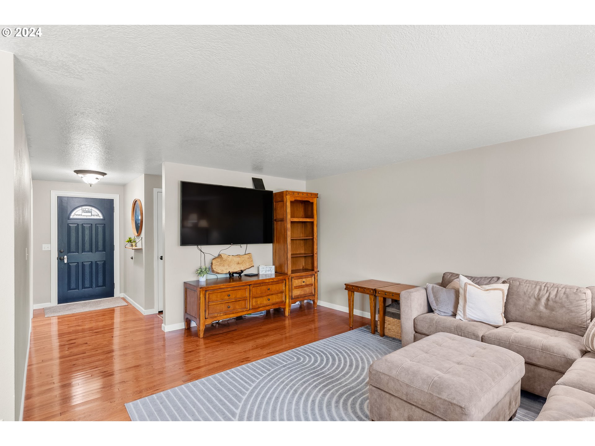 1363 SE JACQUELIN DR