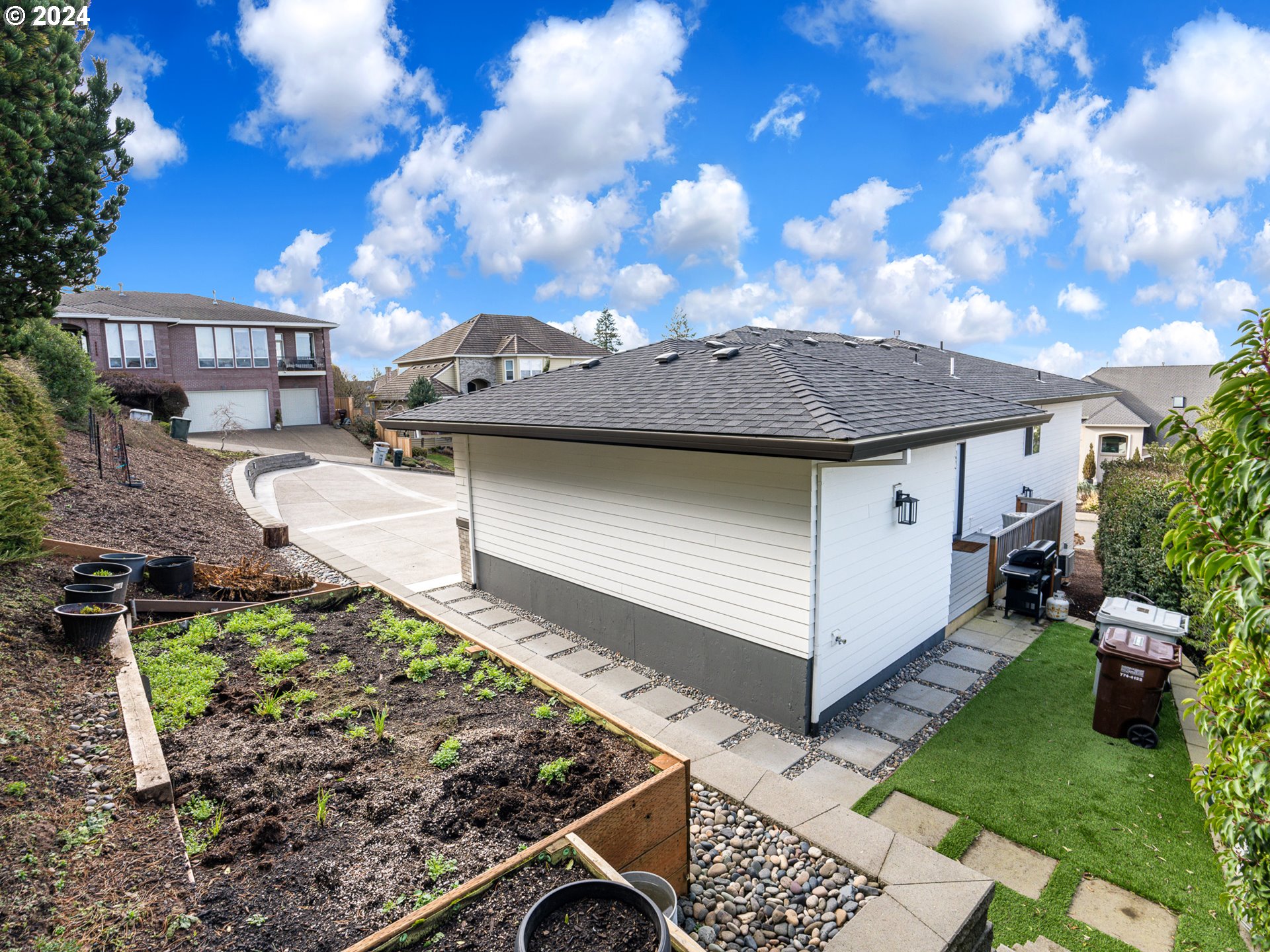 10159 SE BROOKMORE CT