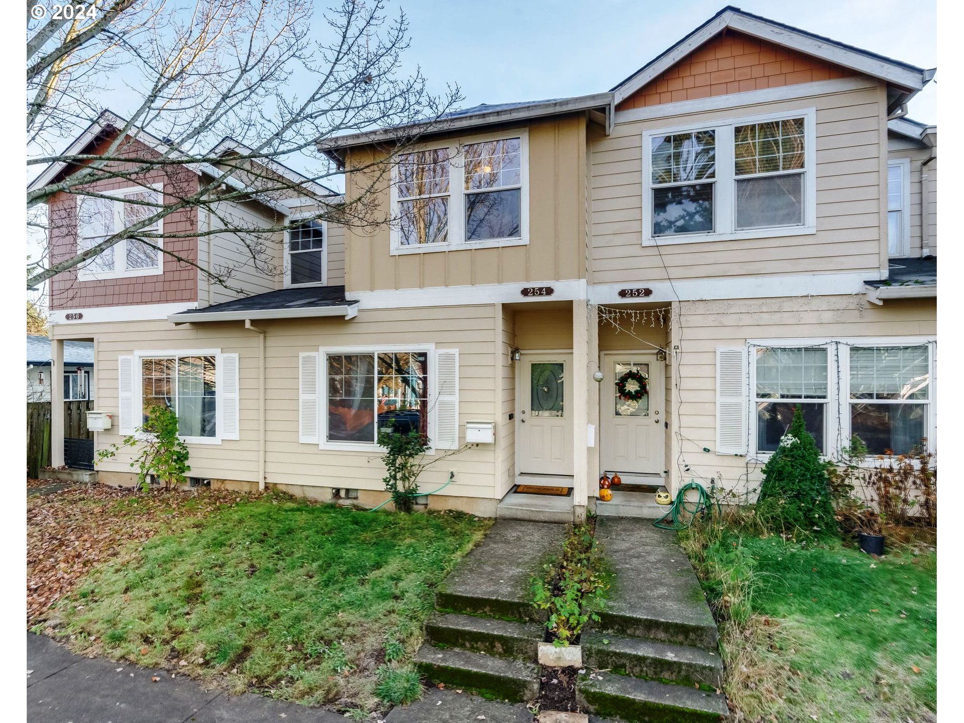 254 NW Connell AVE