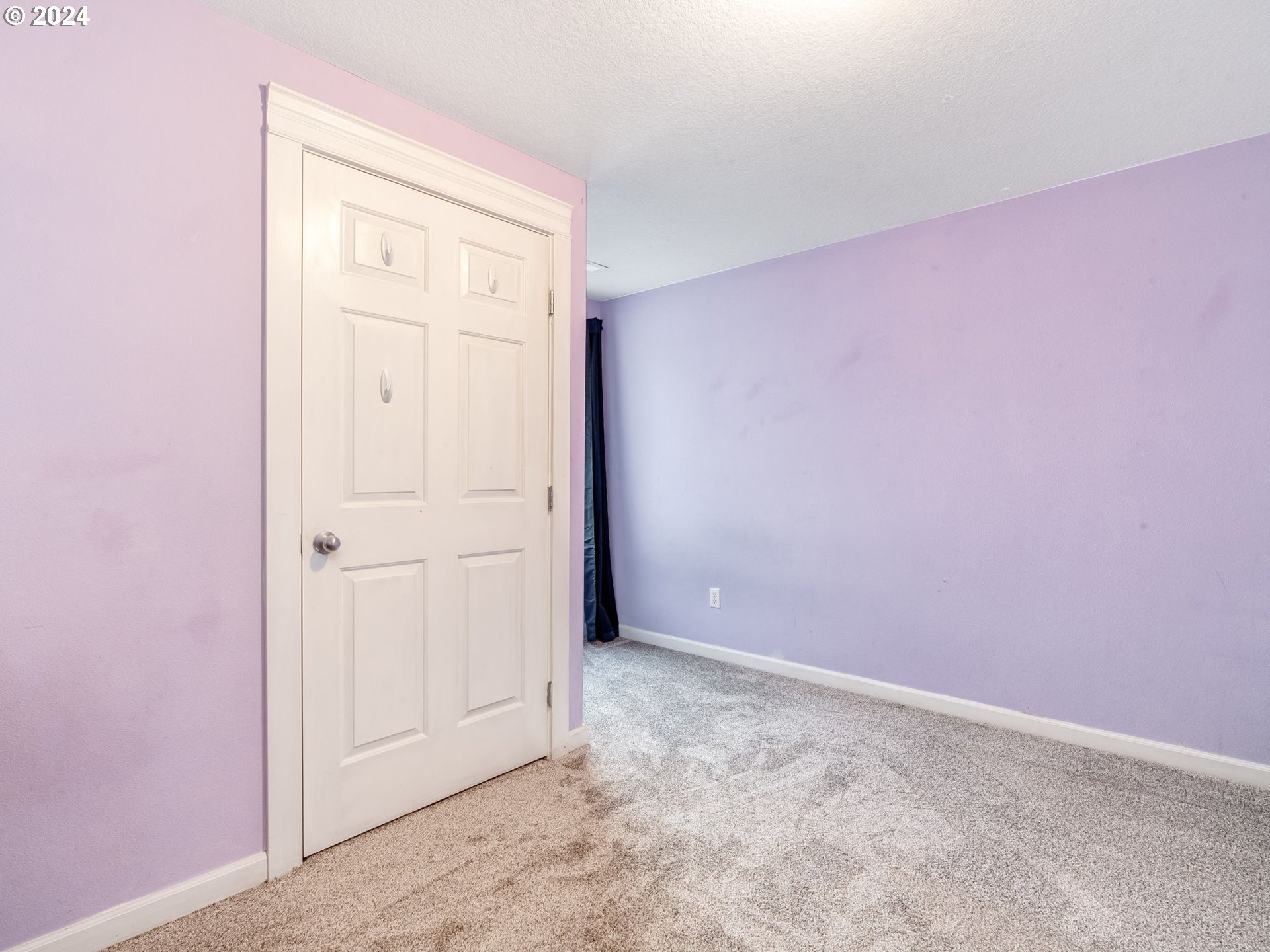 254 NW Connell AVE