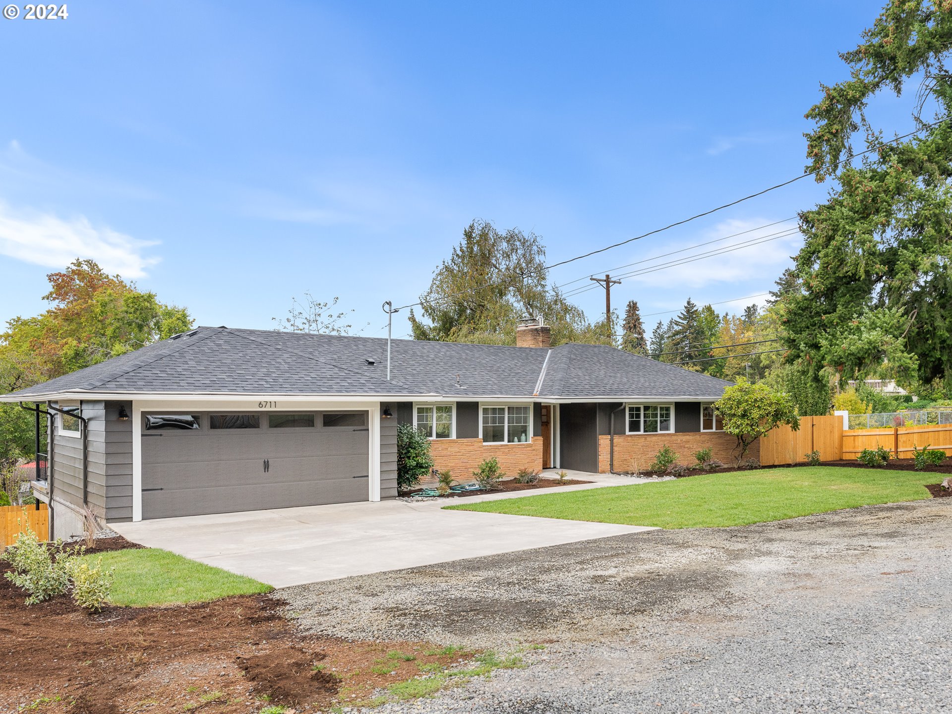6711 SW 36th AVE