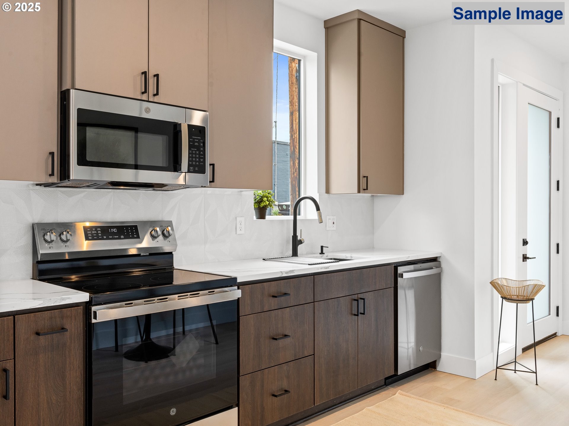 4940 SE Caruthers ST 4