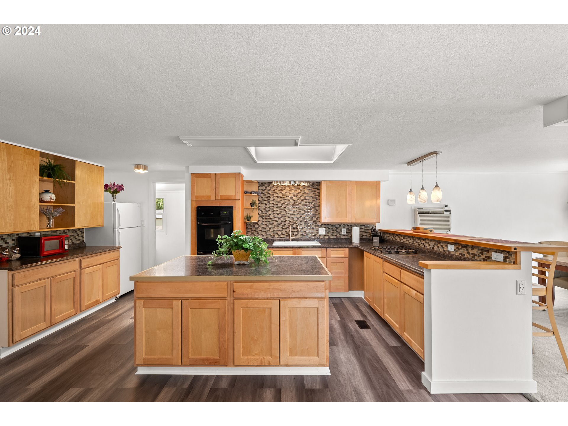 1503 N HAYDEN ISLAND DR 35