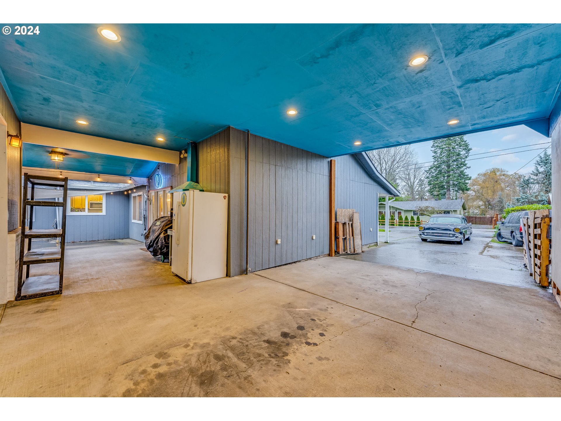 5225 SW 165TH AVE