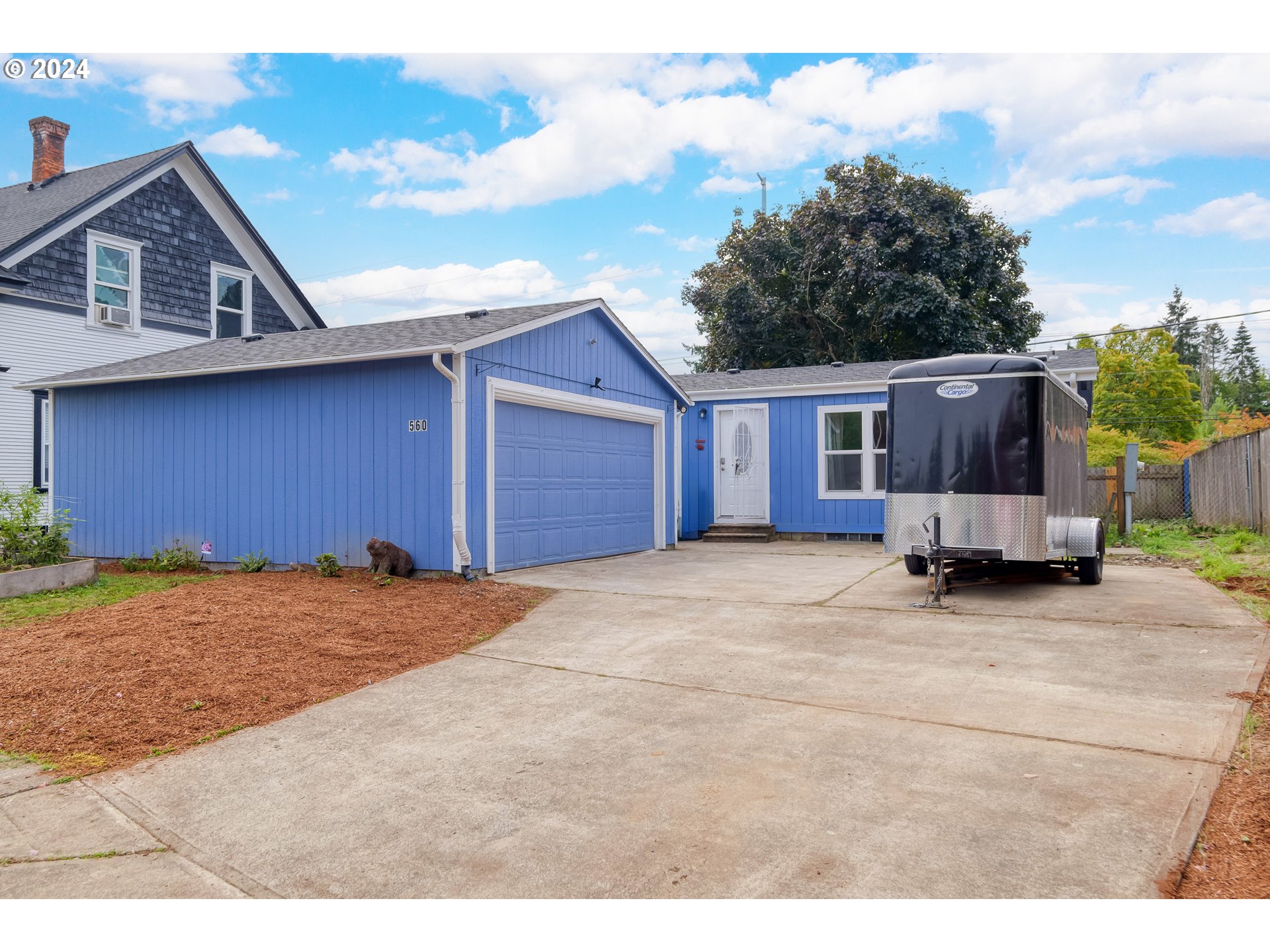 560 SW SUTHERLAND WAY