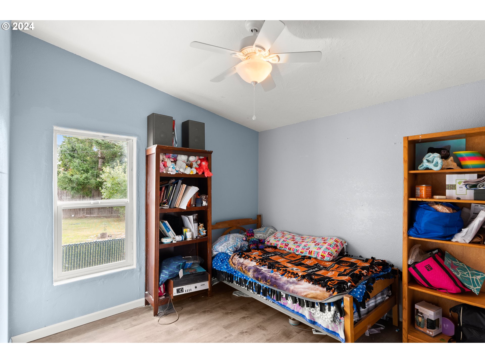 560 SW SUTHERLAND WAY