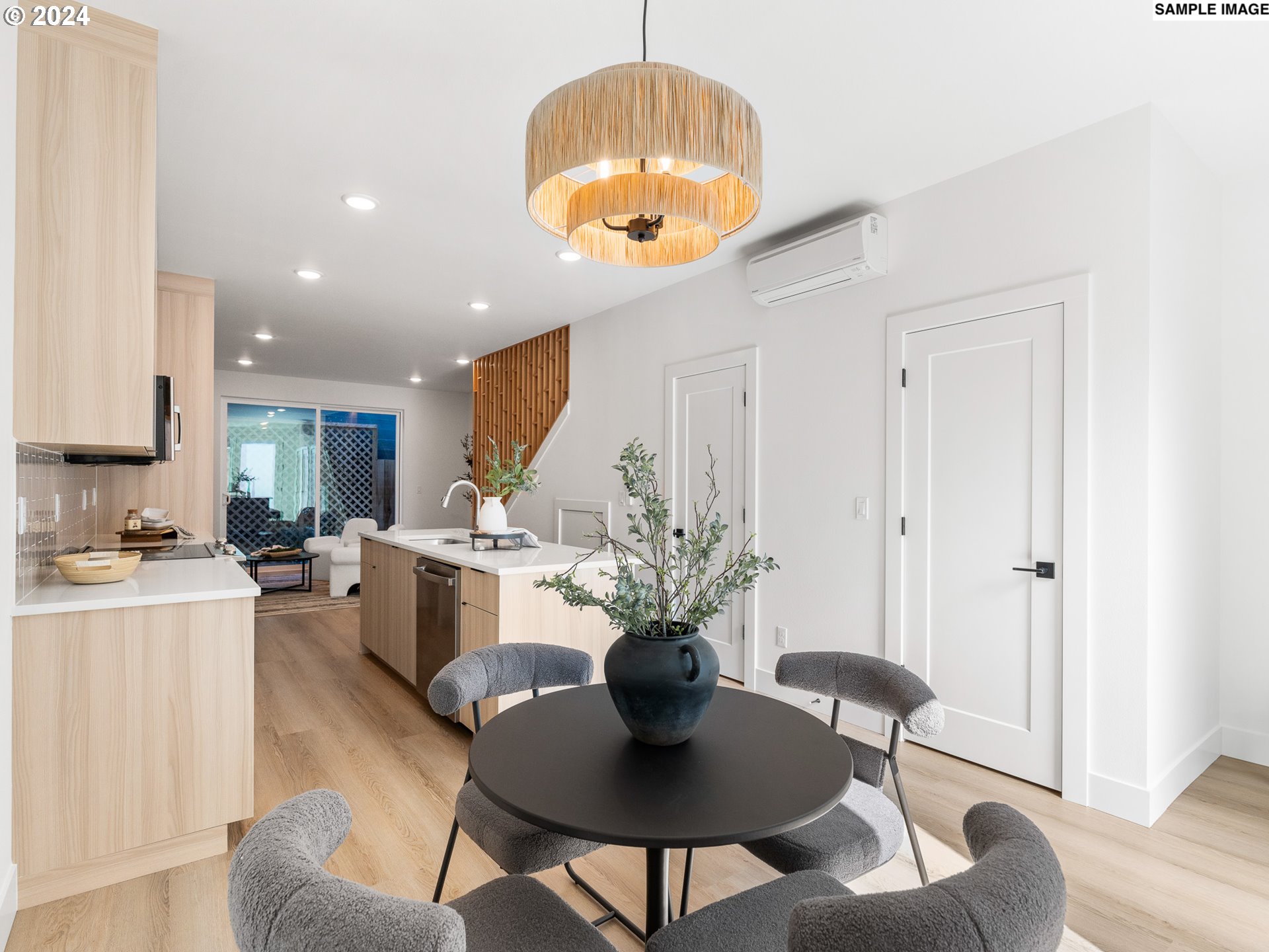 2838 SE Division ST 5