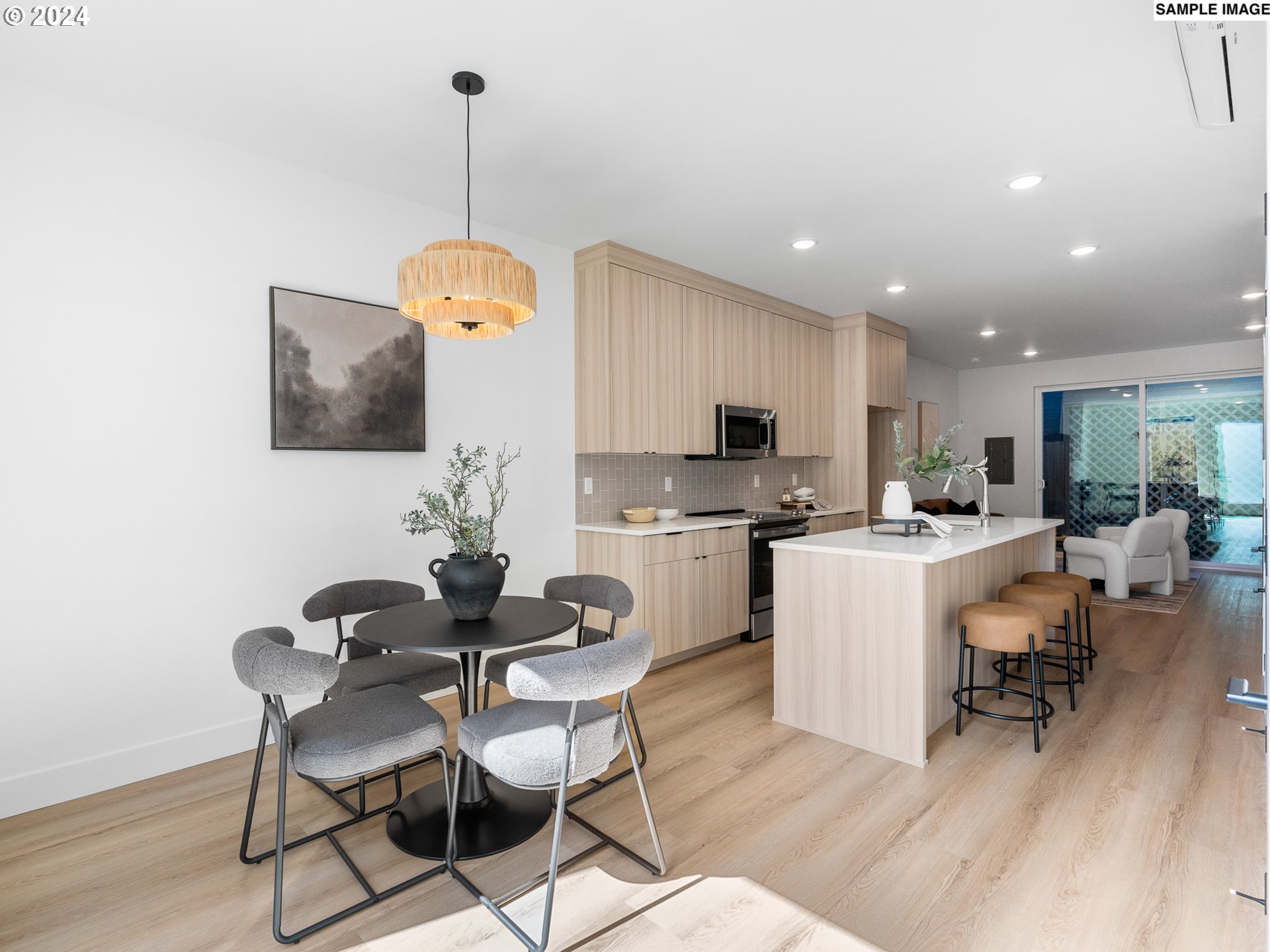 2838 SE Division ST 5