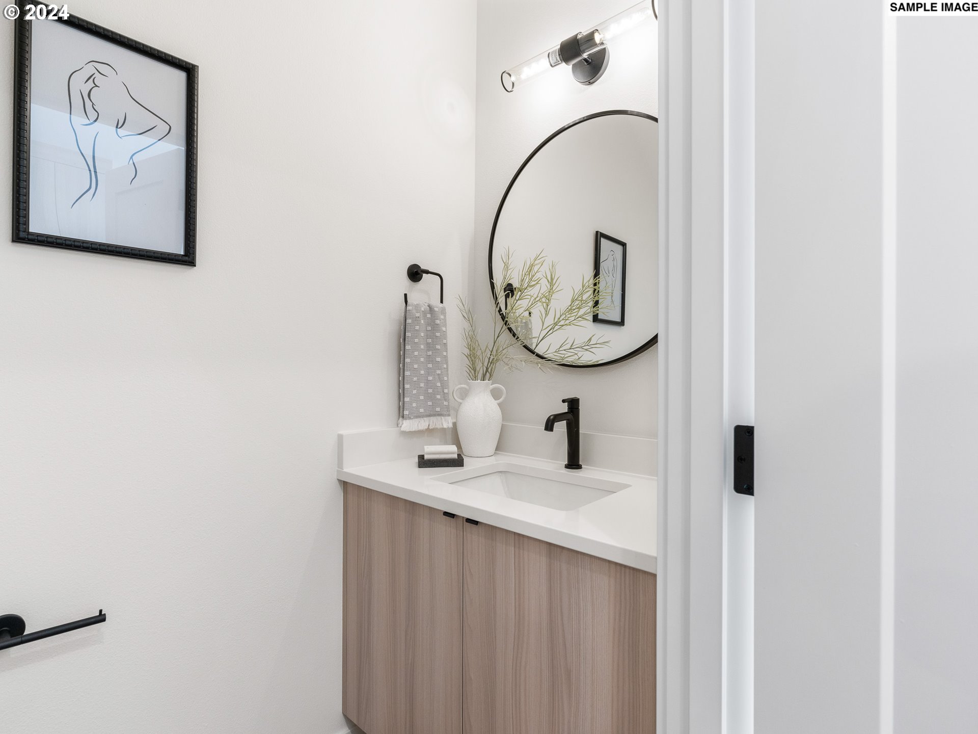 2838 SE Division ST 5