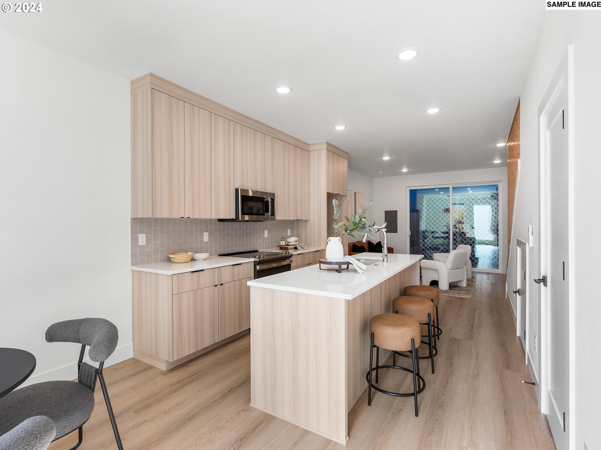 2838 SE Division ST 5