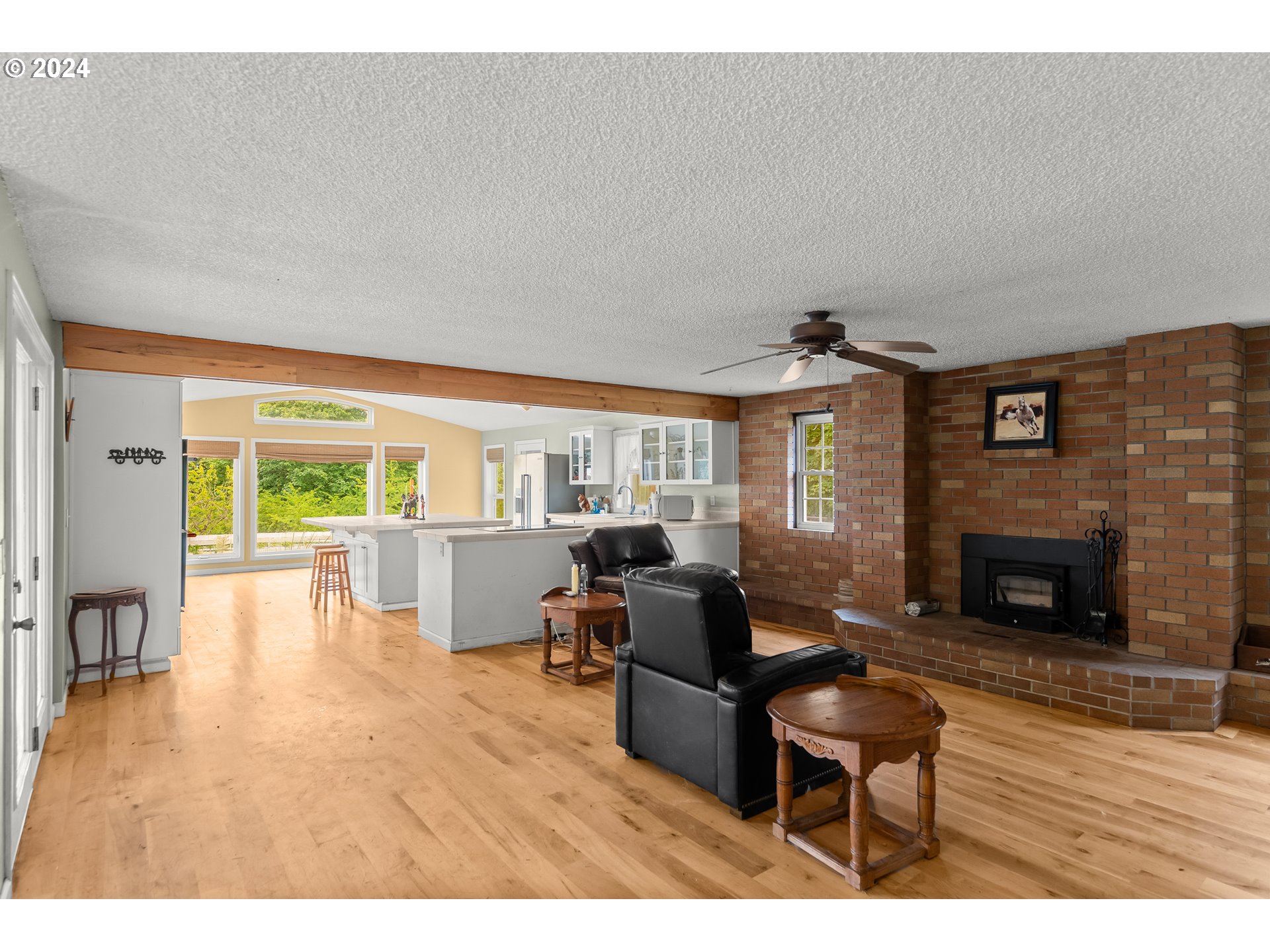 10320 SE HILLVIEW DR