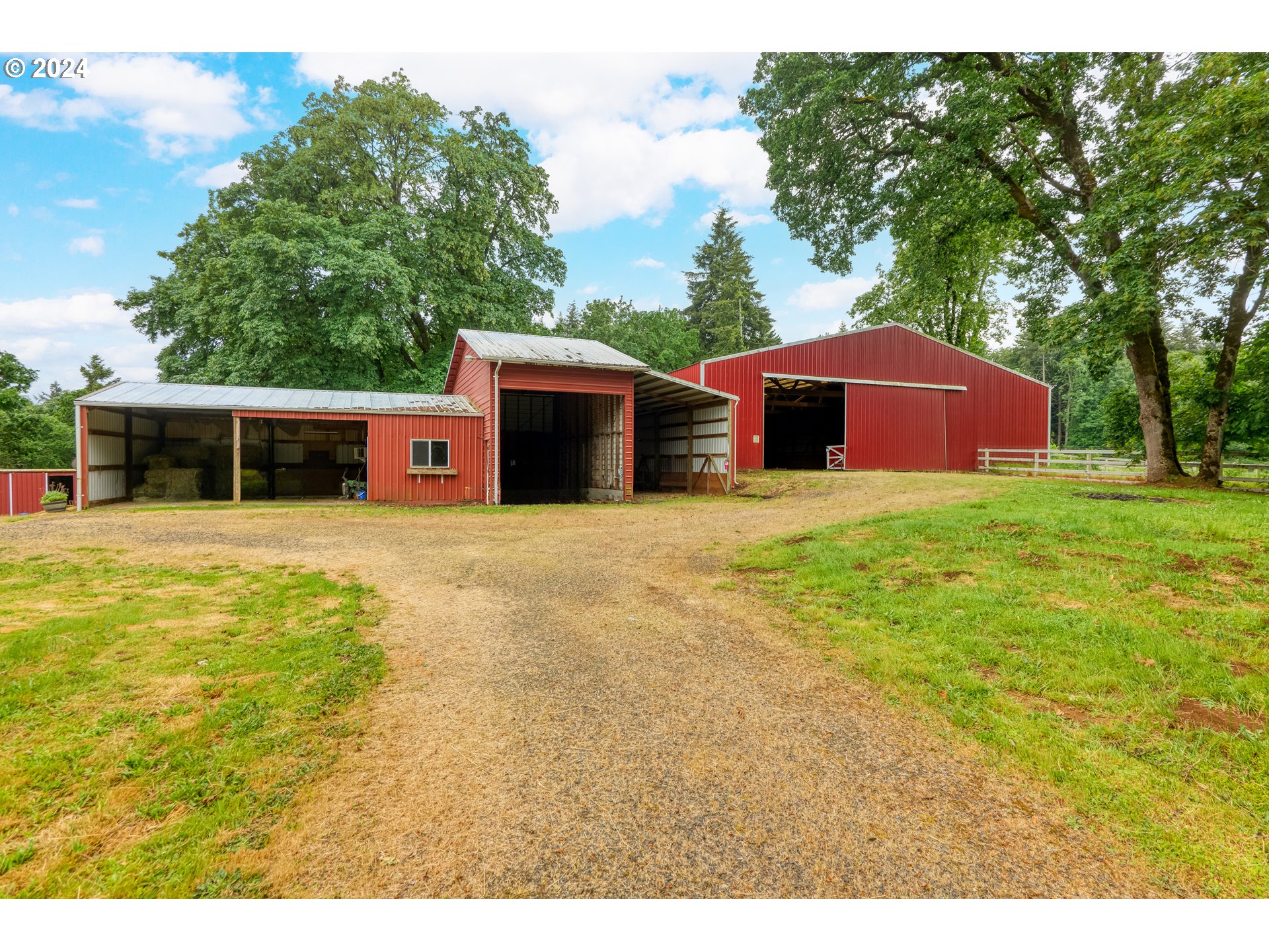 10320 SE HILLVIEW DR