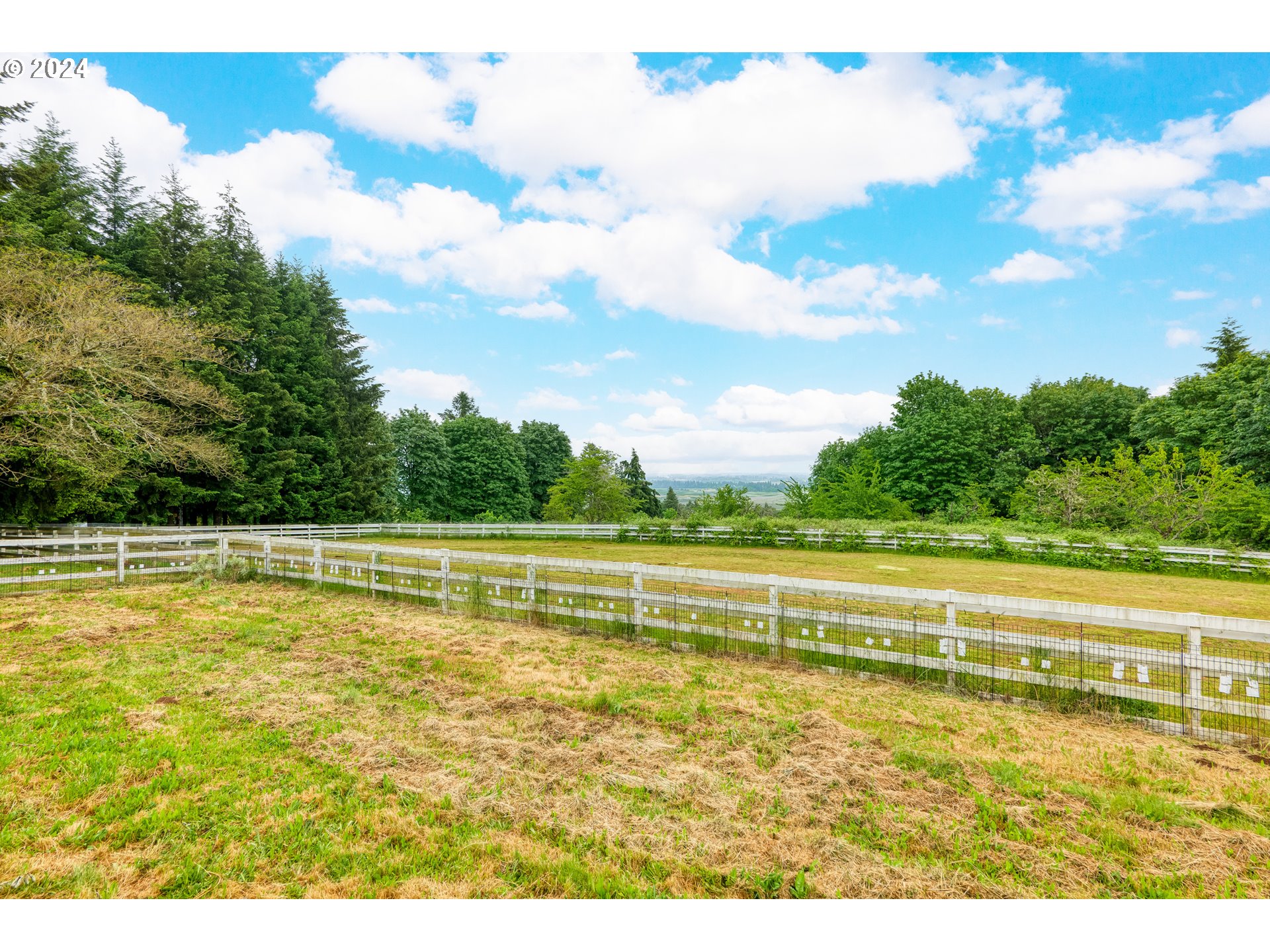 10320 SE HILLVIEW DR