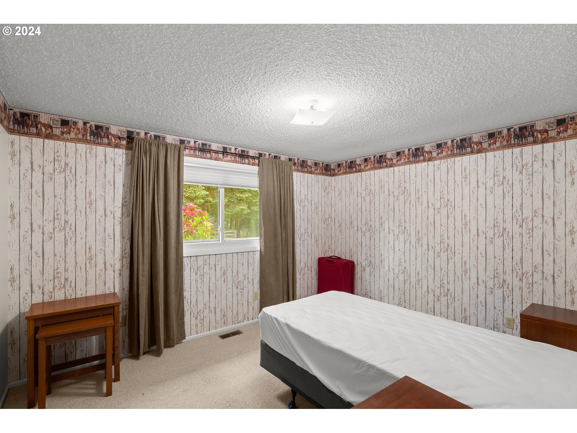 10320 SE HILLVIEW DR