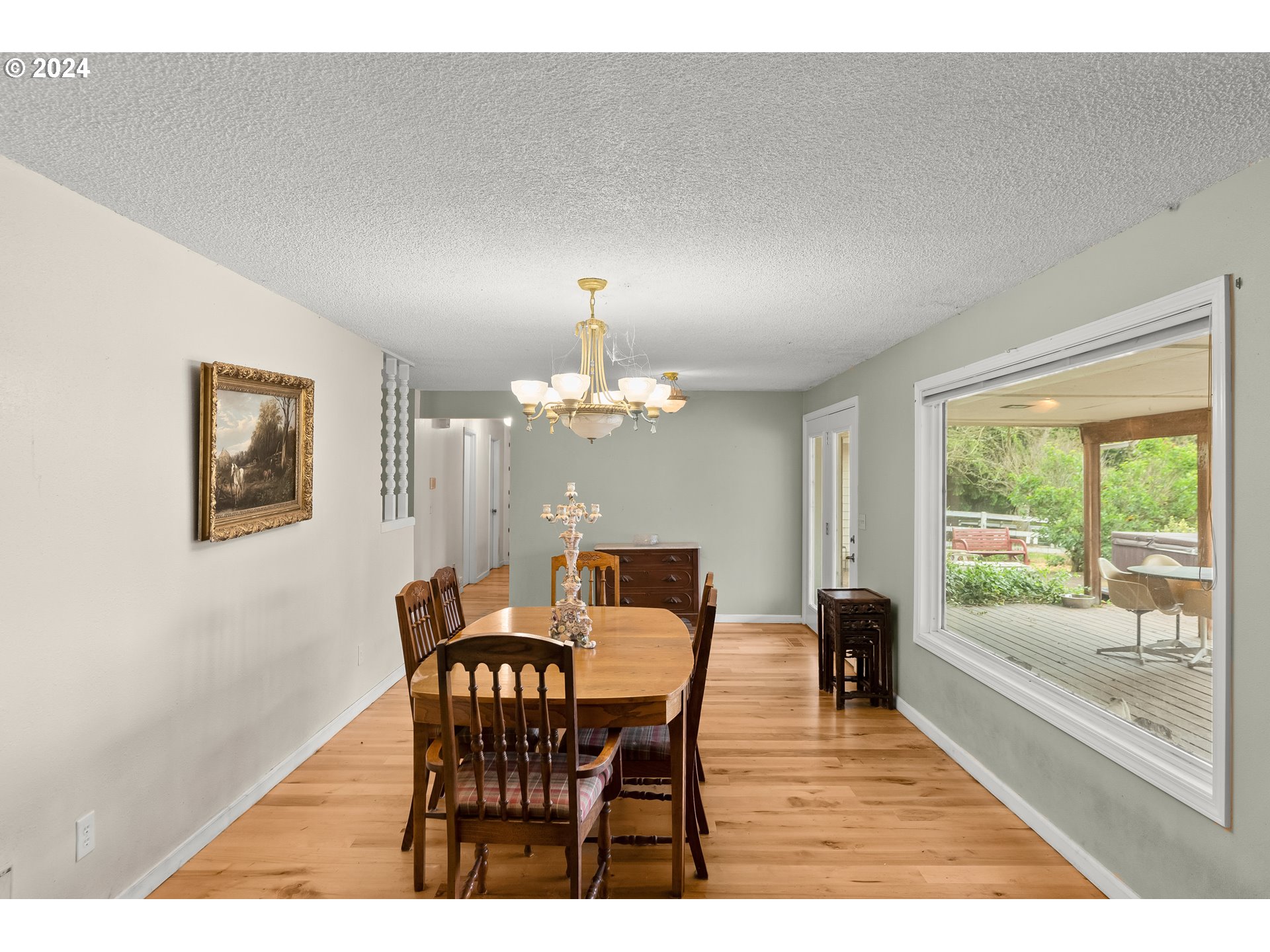 10320 SE HILLVIEW DR