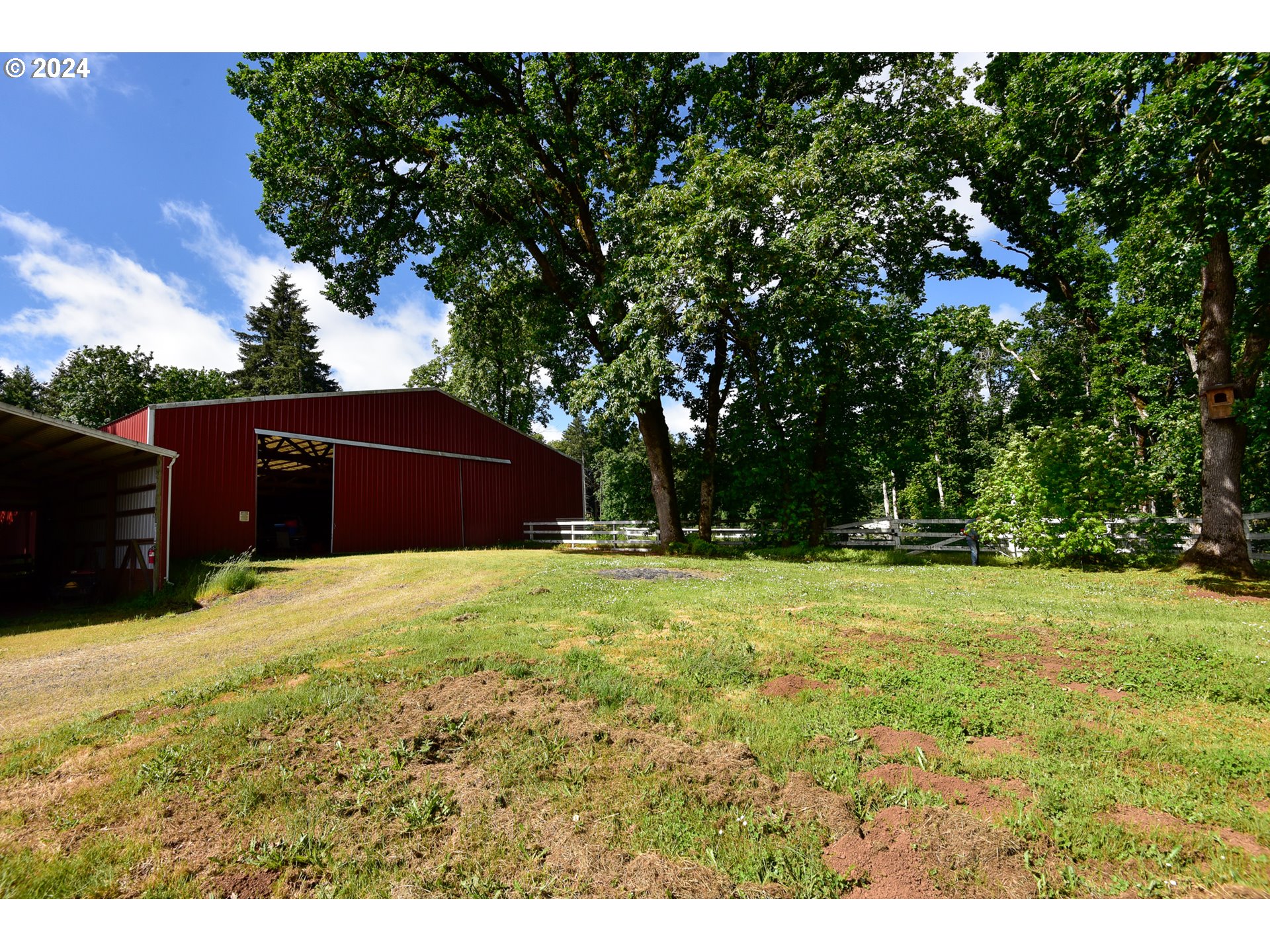 10320 SE HILLVIEW DR