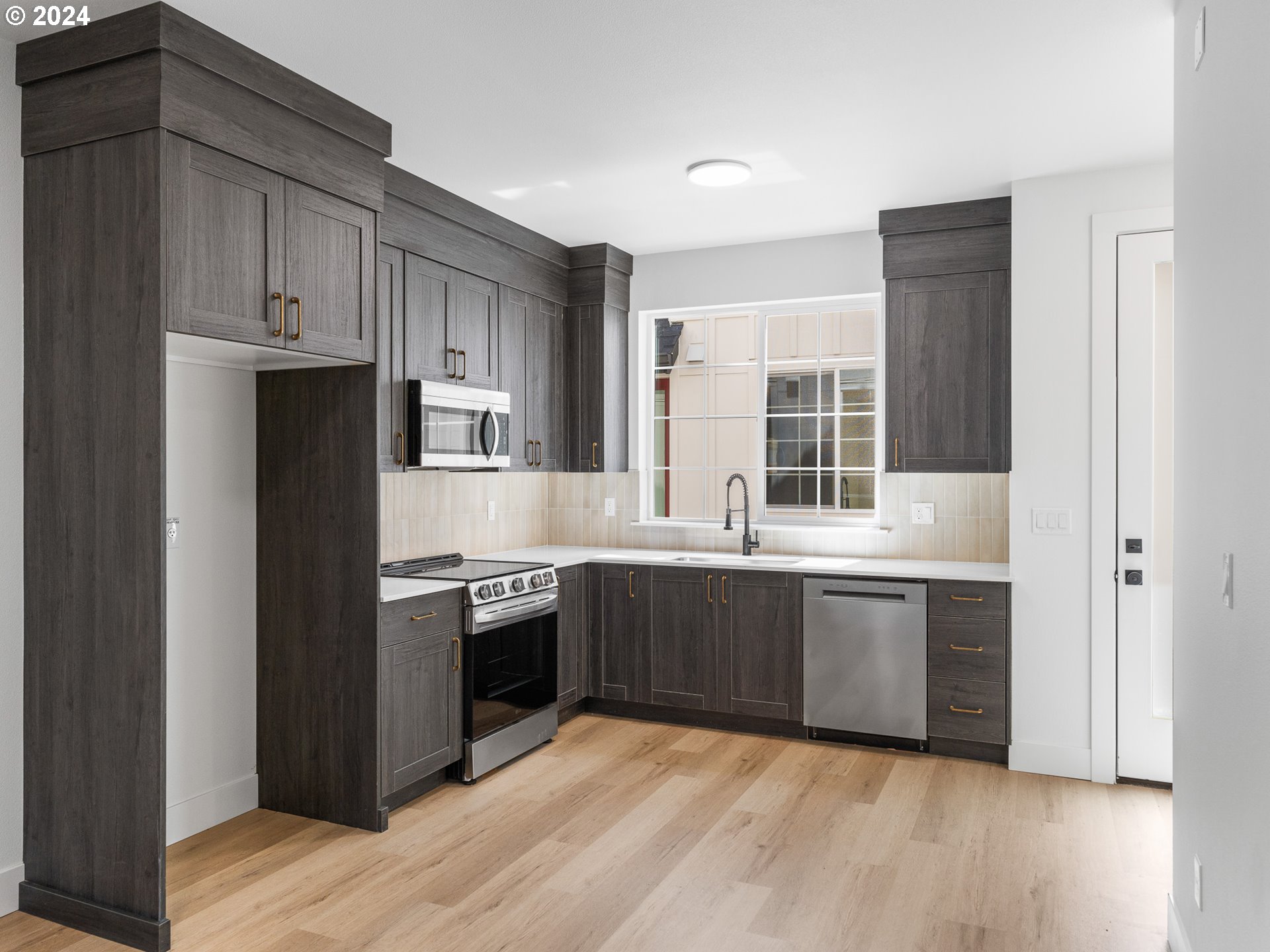 5056 NE 14th AVE 2