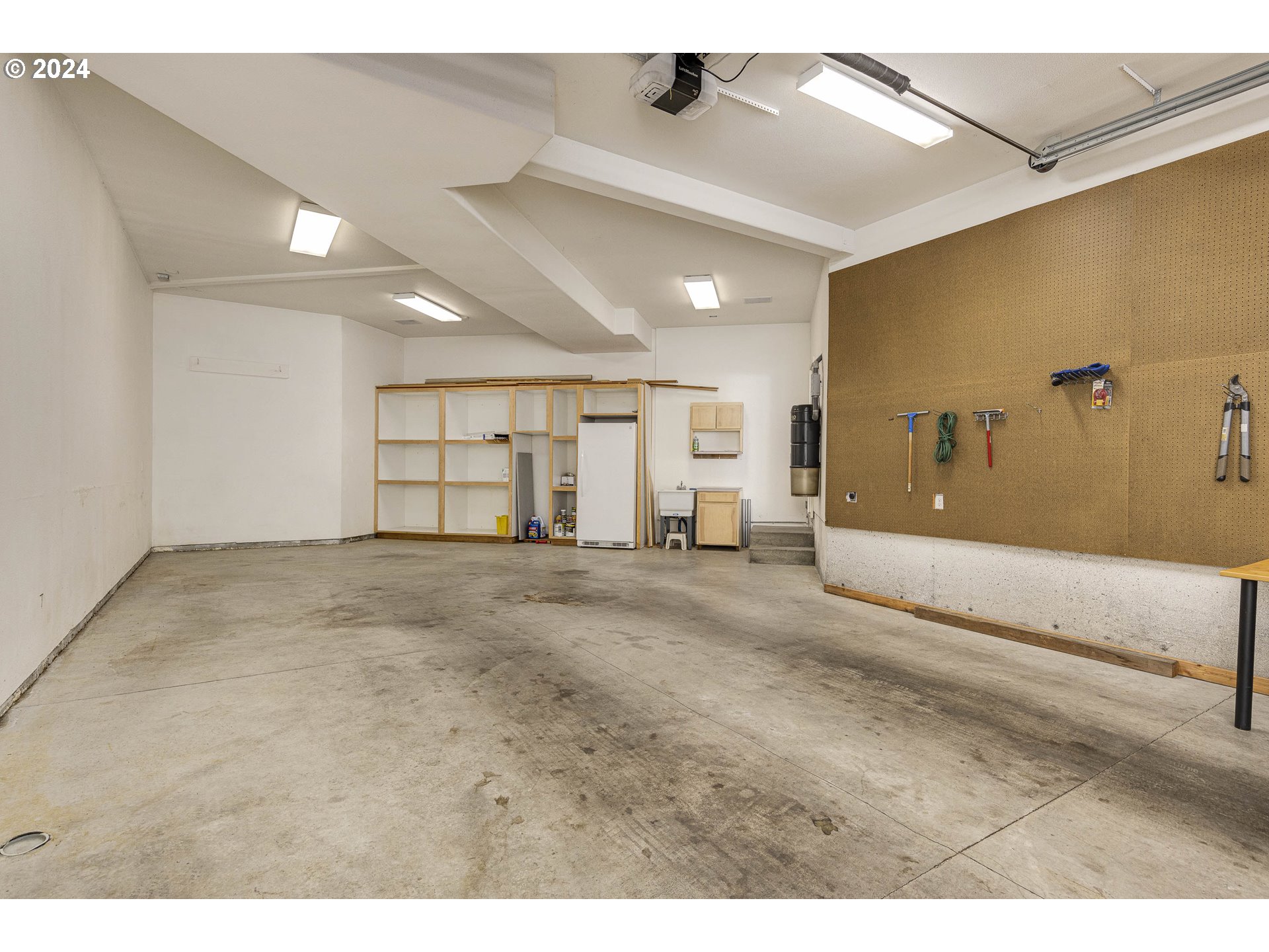 2685 NW PINEHURST DR, McMinnville