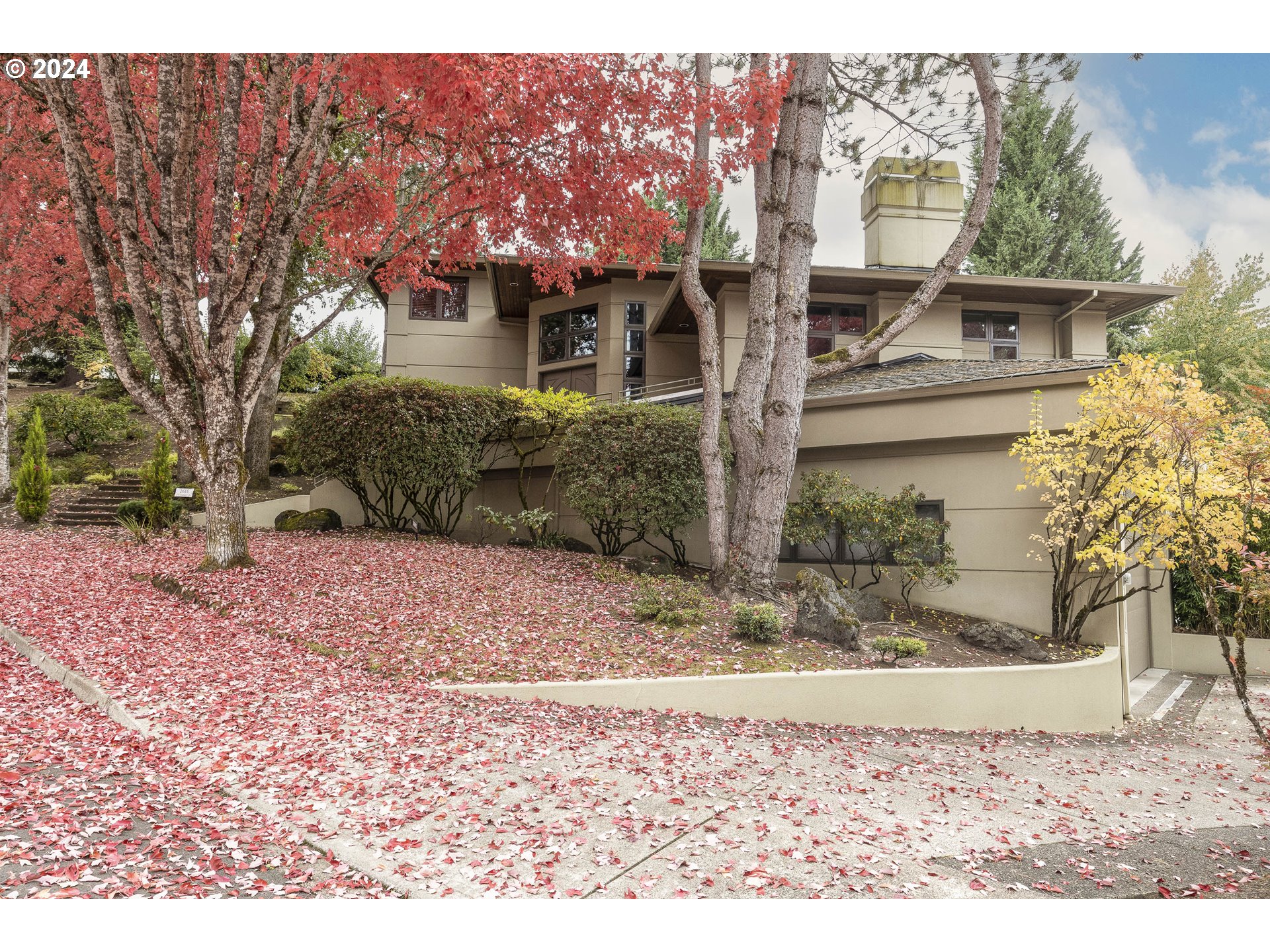 2685 NW PINEHURST DR, McMinnville