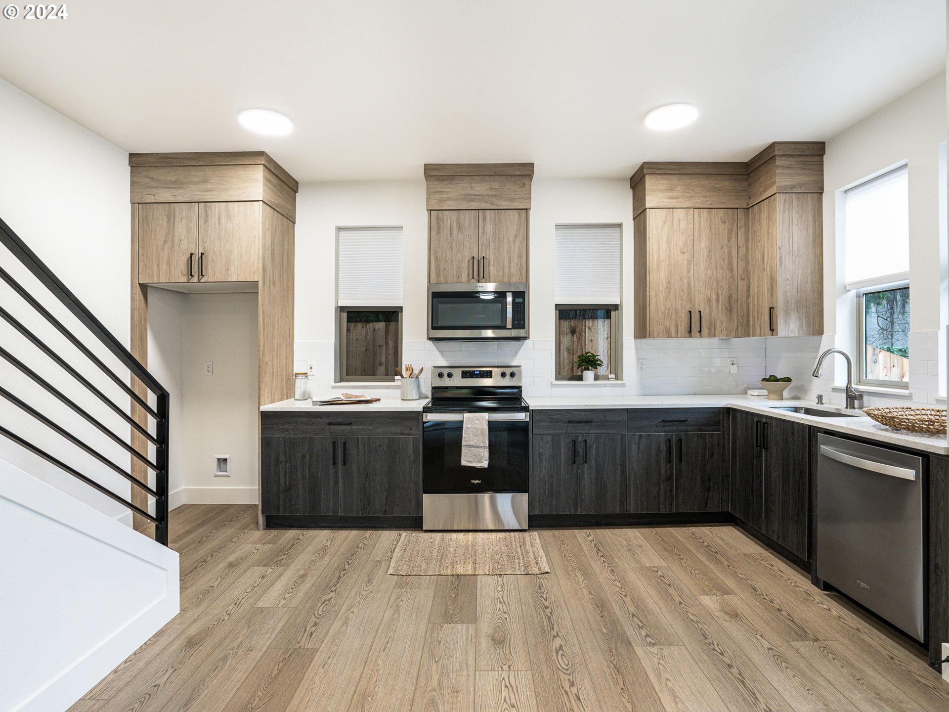 1215 N Winchell ST 1