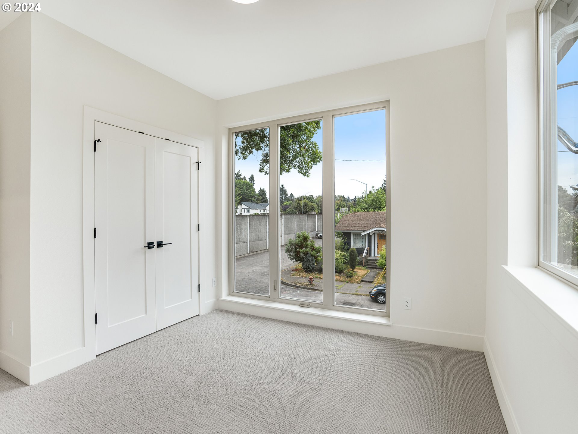 1215 N Winchell ST 1