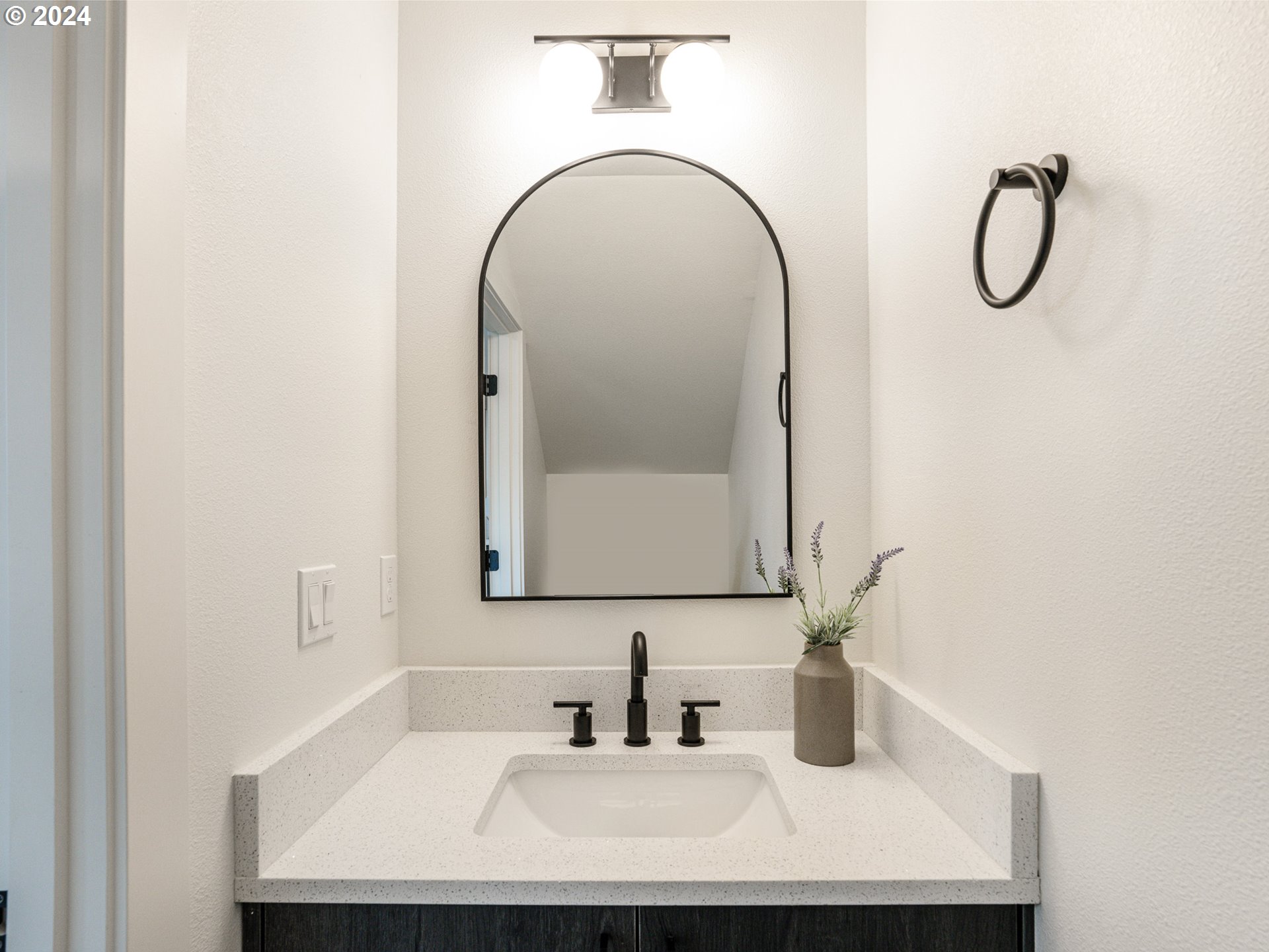 1215 N Winchell ST 1