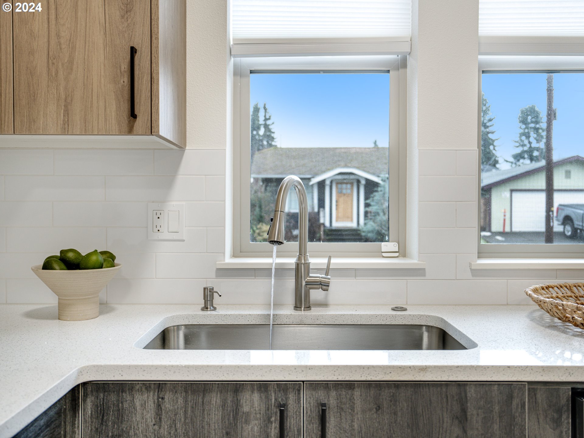 1215 N Winchell ST 1