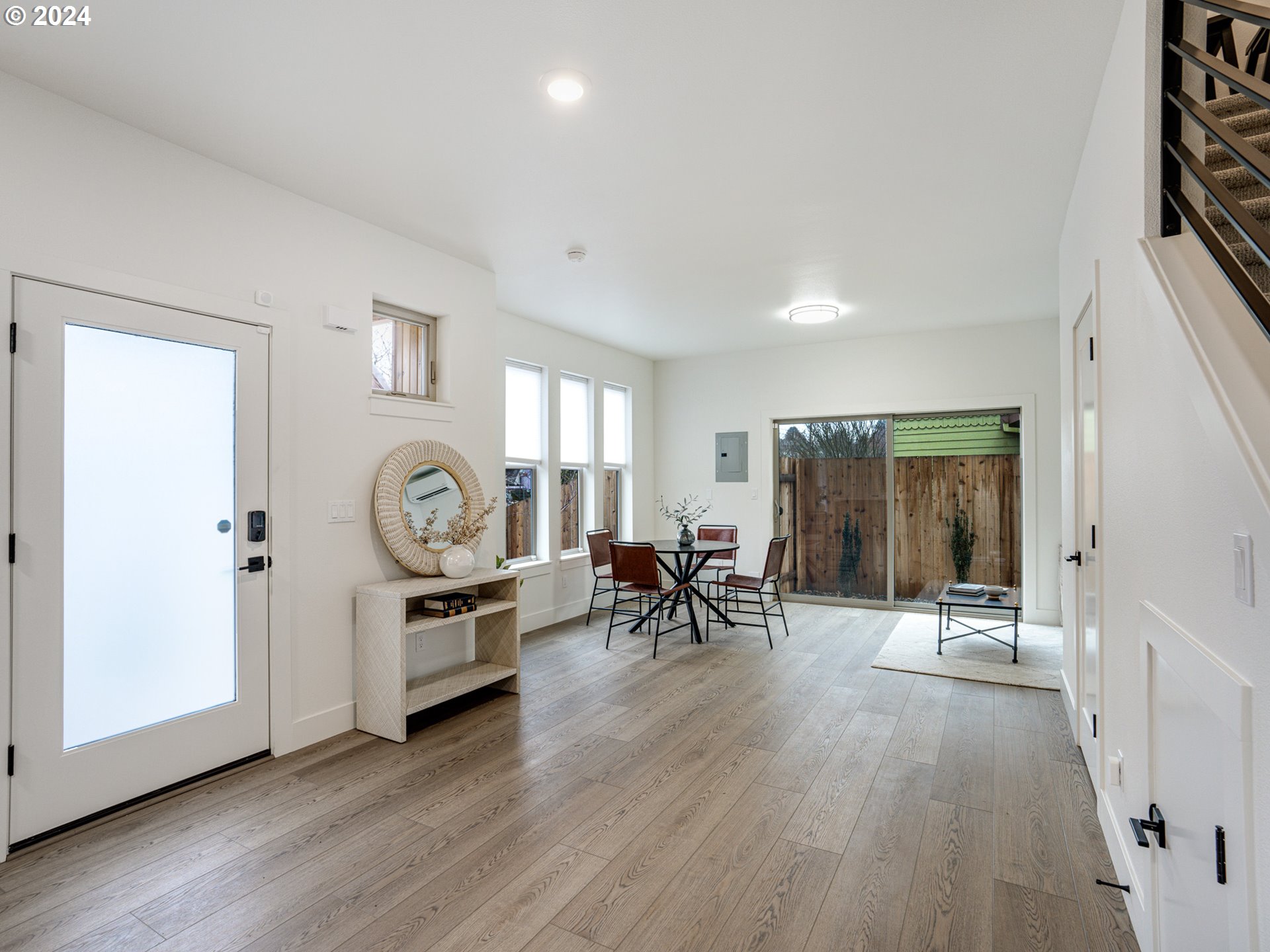 1215 N Winchell ST 1