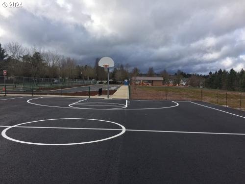 23521 SW PINEHURST DR