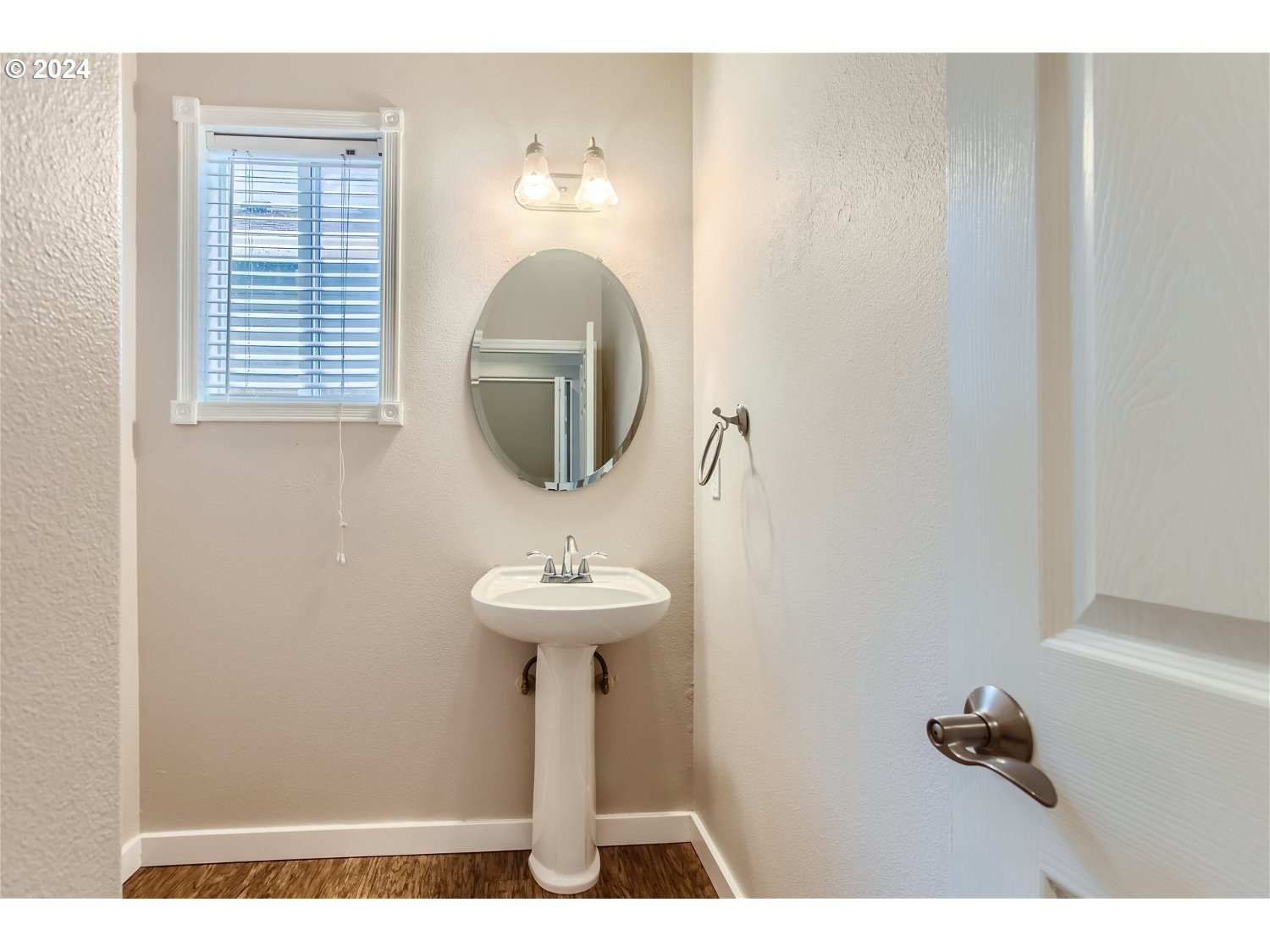 23521 SW PINEHURST DR