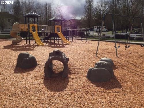 23521 SW PINEHURST DR