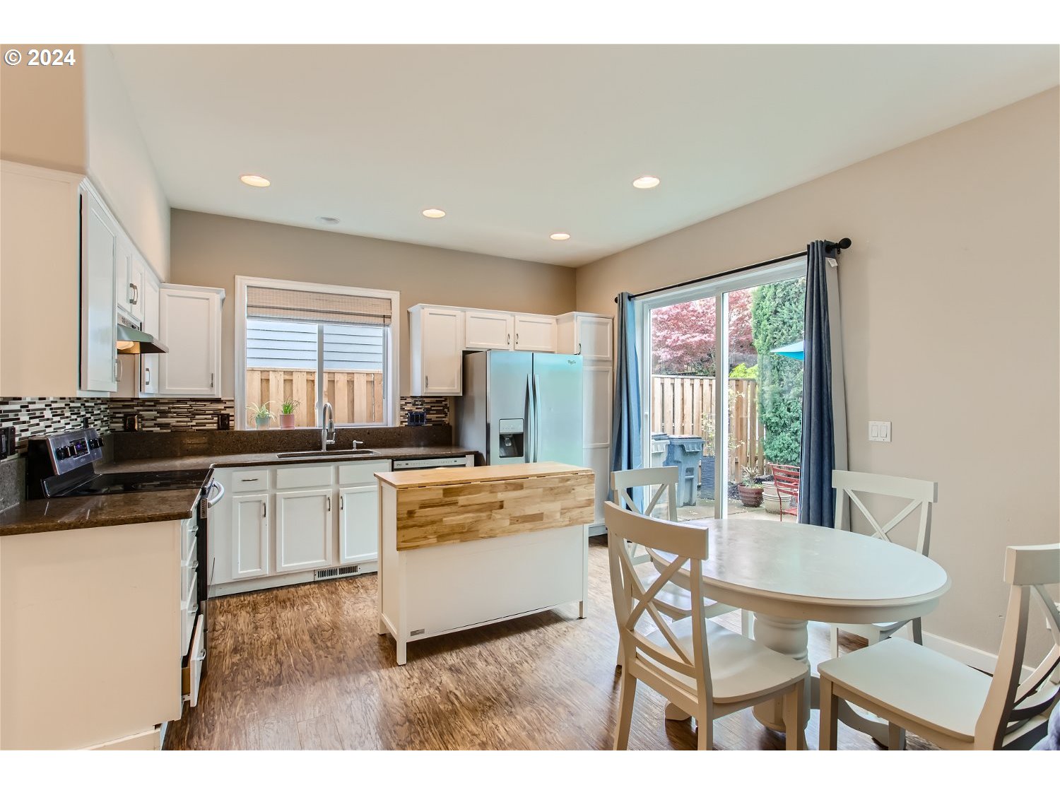 23521 SW PINEHURST DR