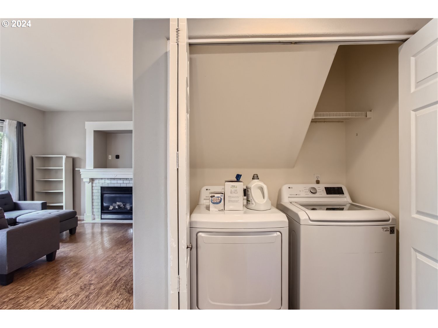 23521 SW PINEHURST DR