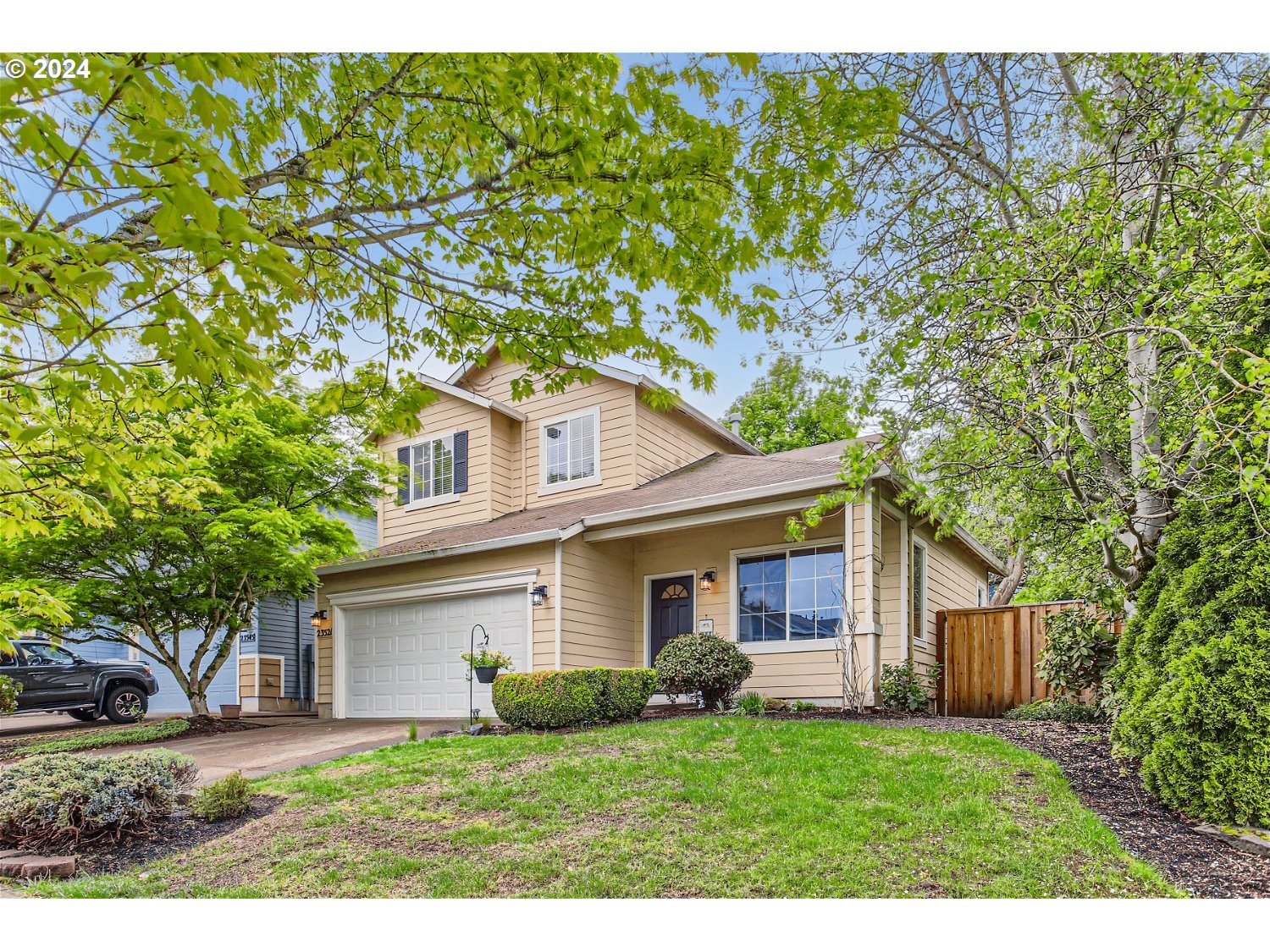 23521 SW PINEHURST DR