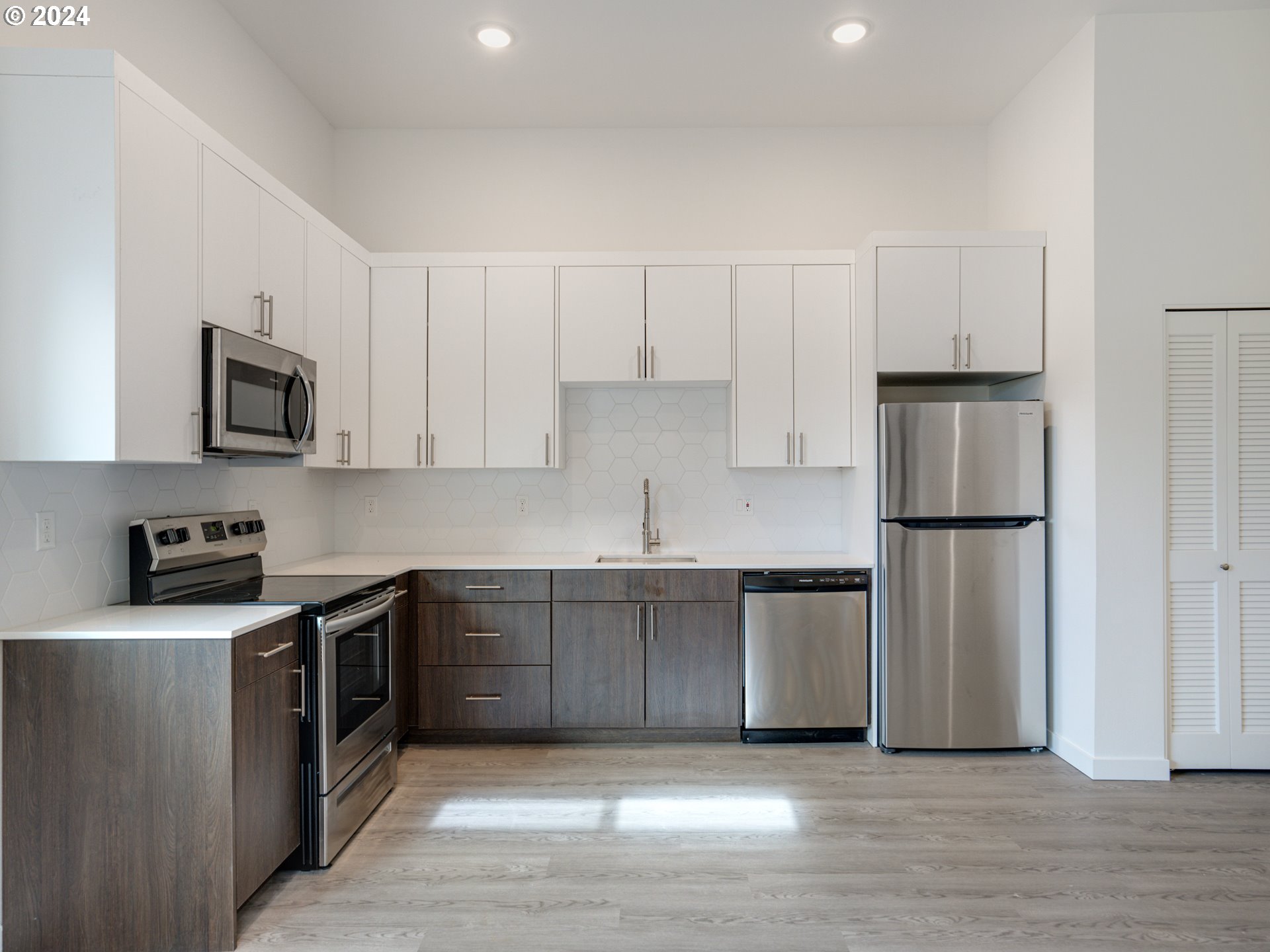 232 NE 61ST AVE, Portland