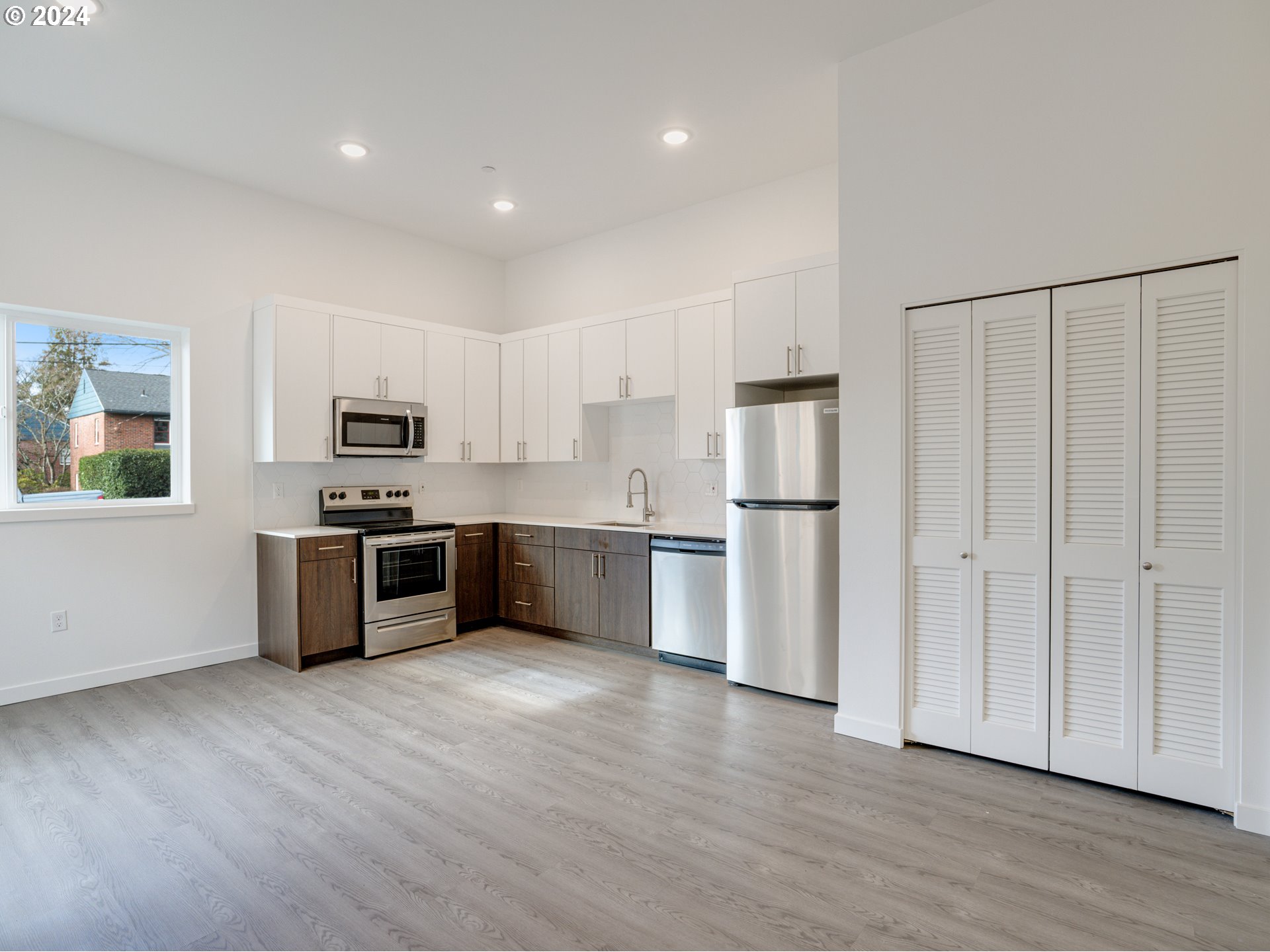 232 NE 61ST AVE, Portland