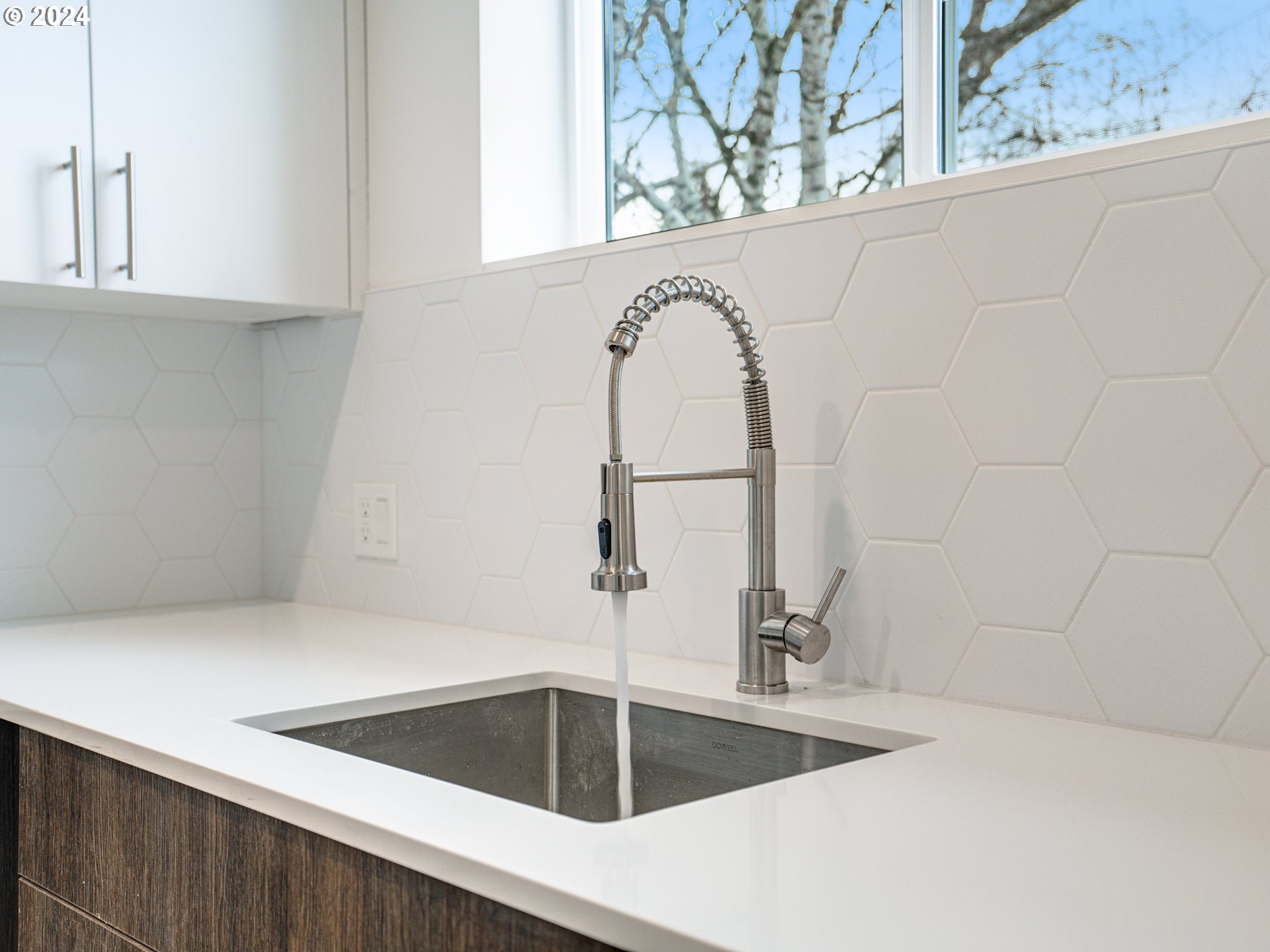 232 NE 61ST AVE, Portland