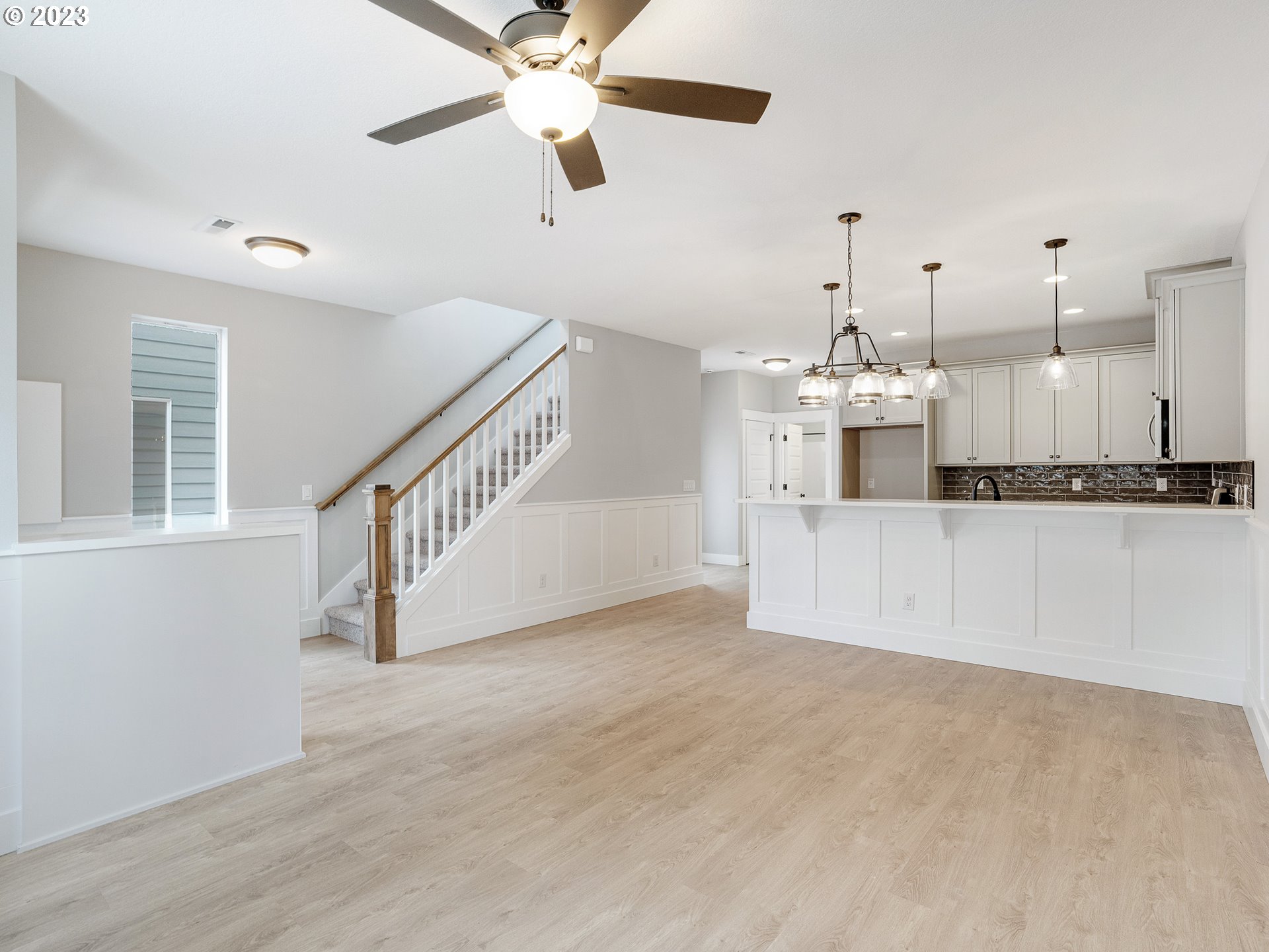 9530 N Allegheny AVE