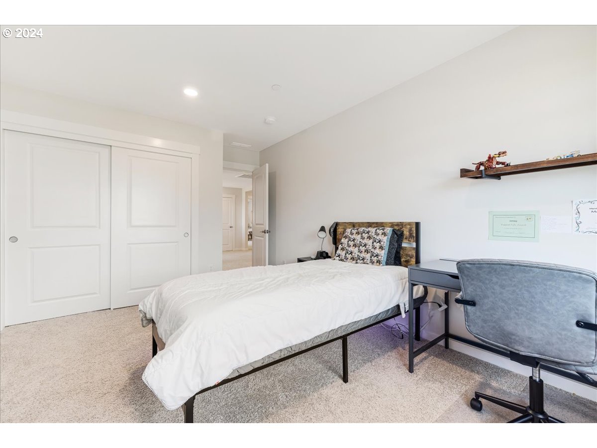 11224 SW STOCKHOLM DR