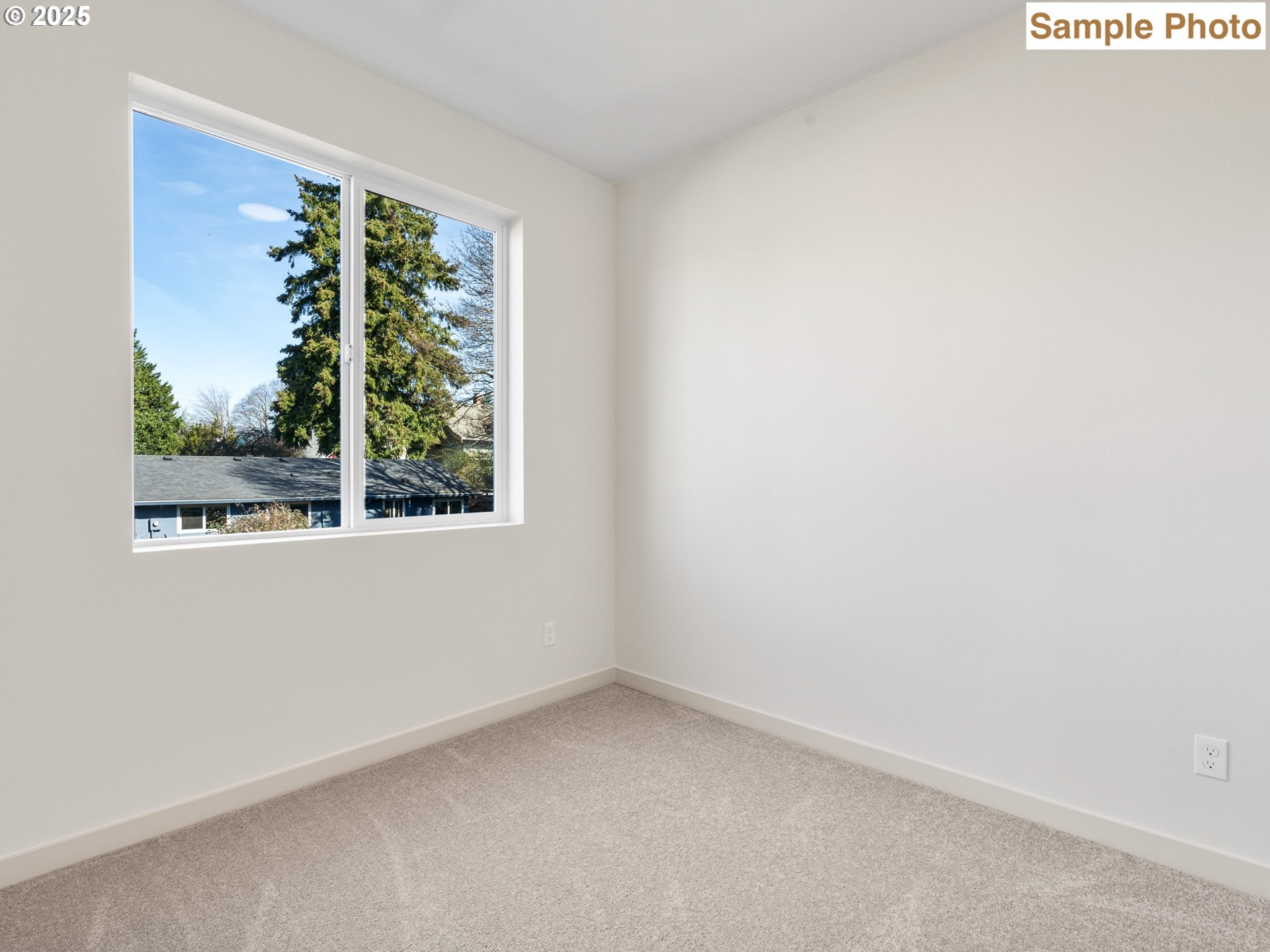 690 SE 47th AVE