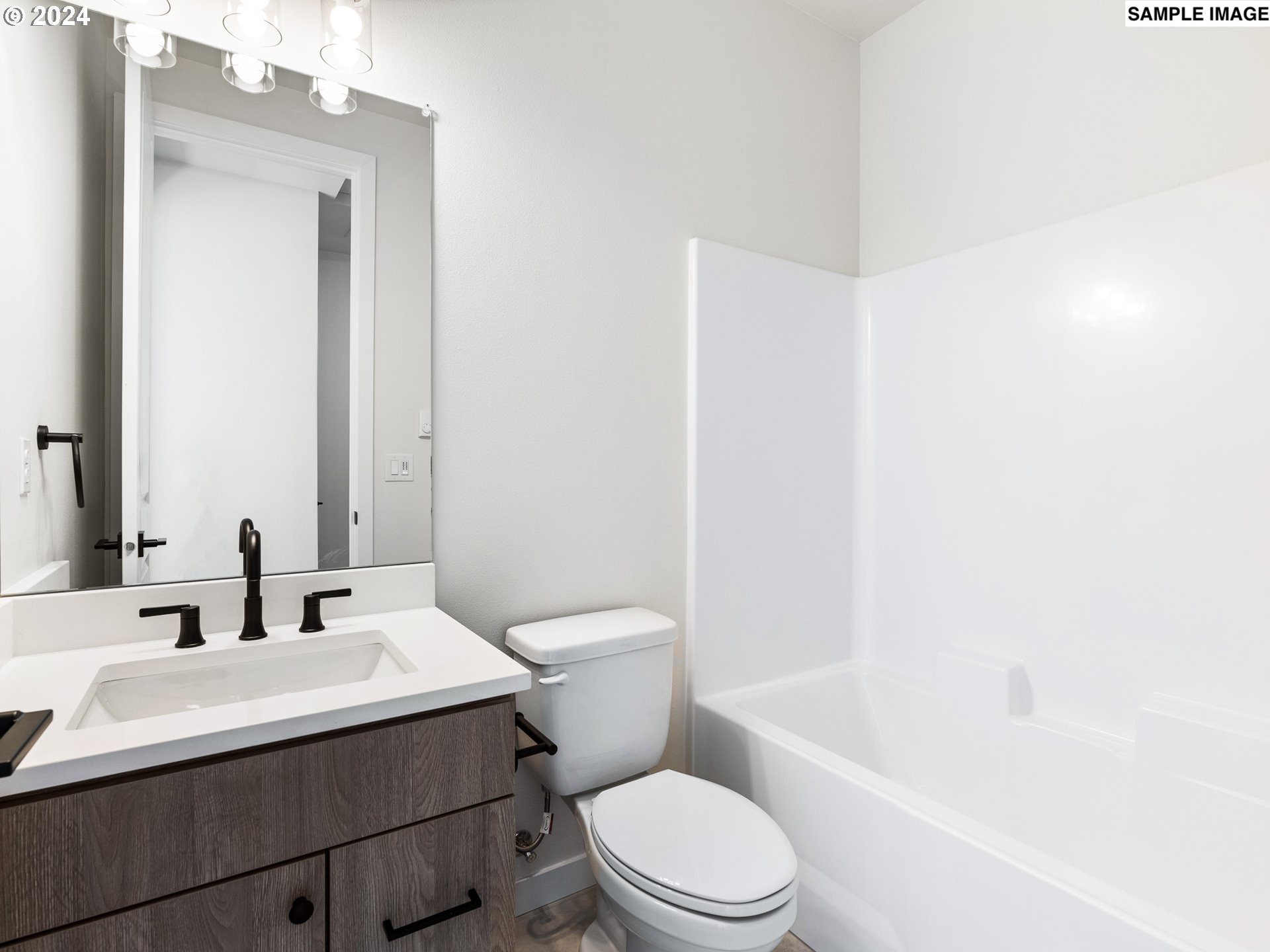 3552 NE Garfield AVE 2, Portland Unit: 2