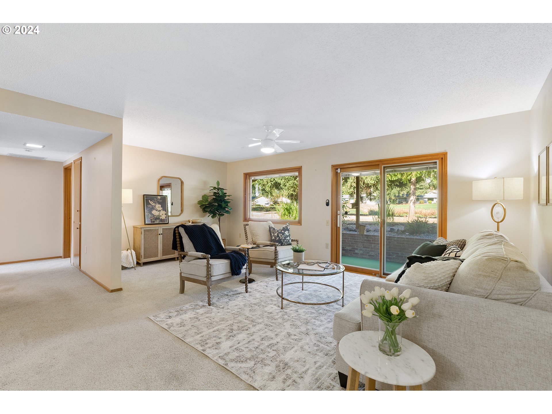 15905 SW QUEEN VICTORIA PL