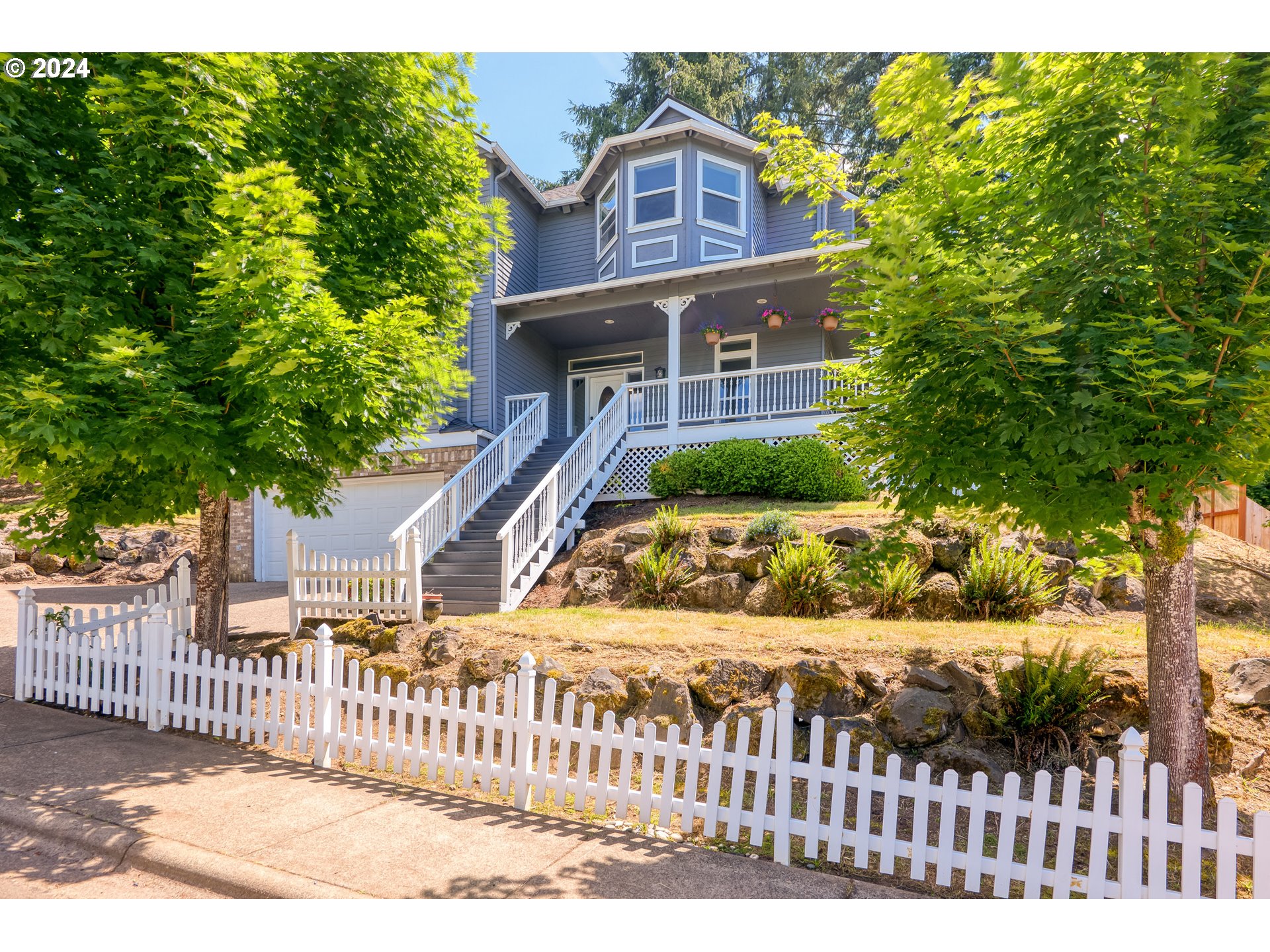 15986 SW HIGHPOINT DR