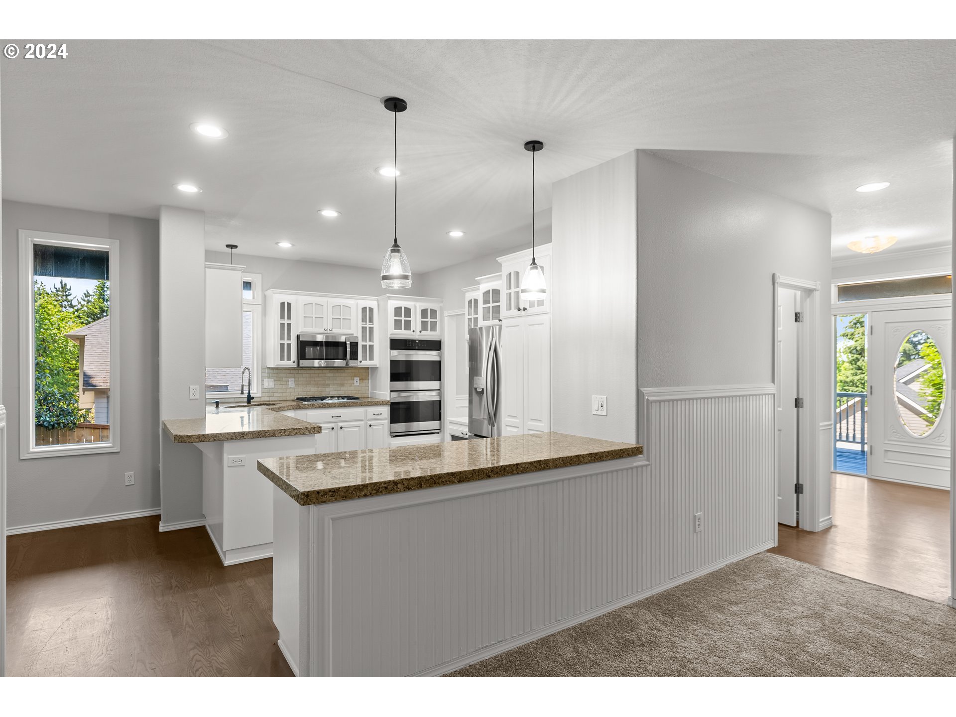 15986 SW HIGHPOINT DR