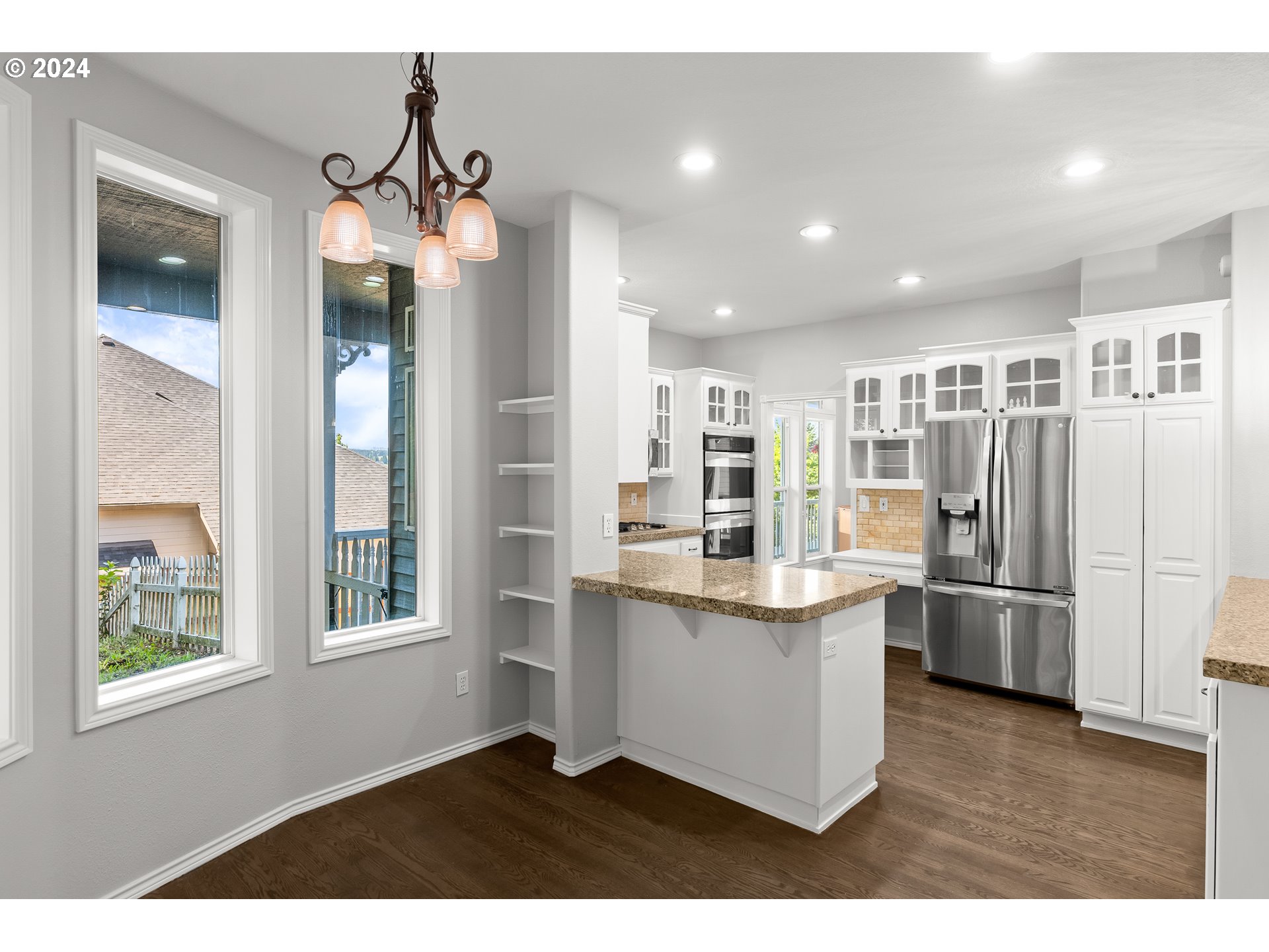 15986 SW HIGHPOINT DR