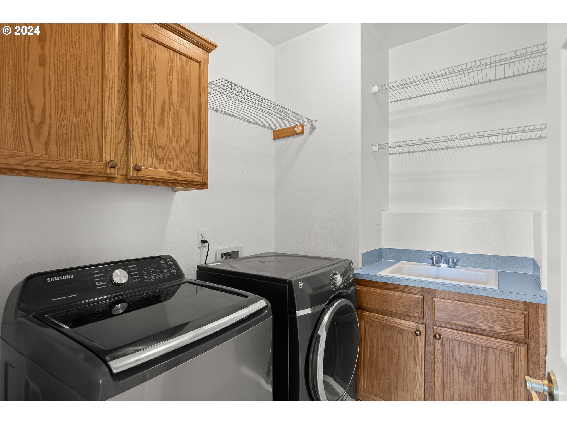 15986 SW HIGHPOINT DR