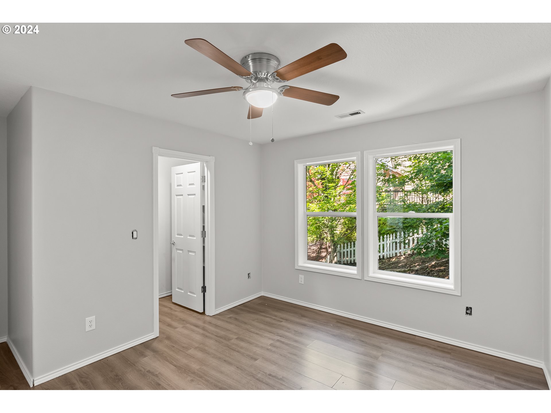 15986 SW HIGHPOINT DR